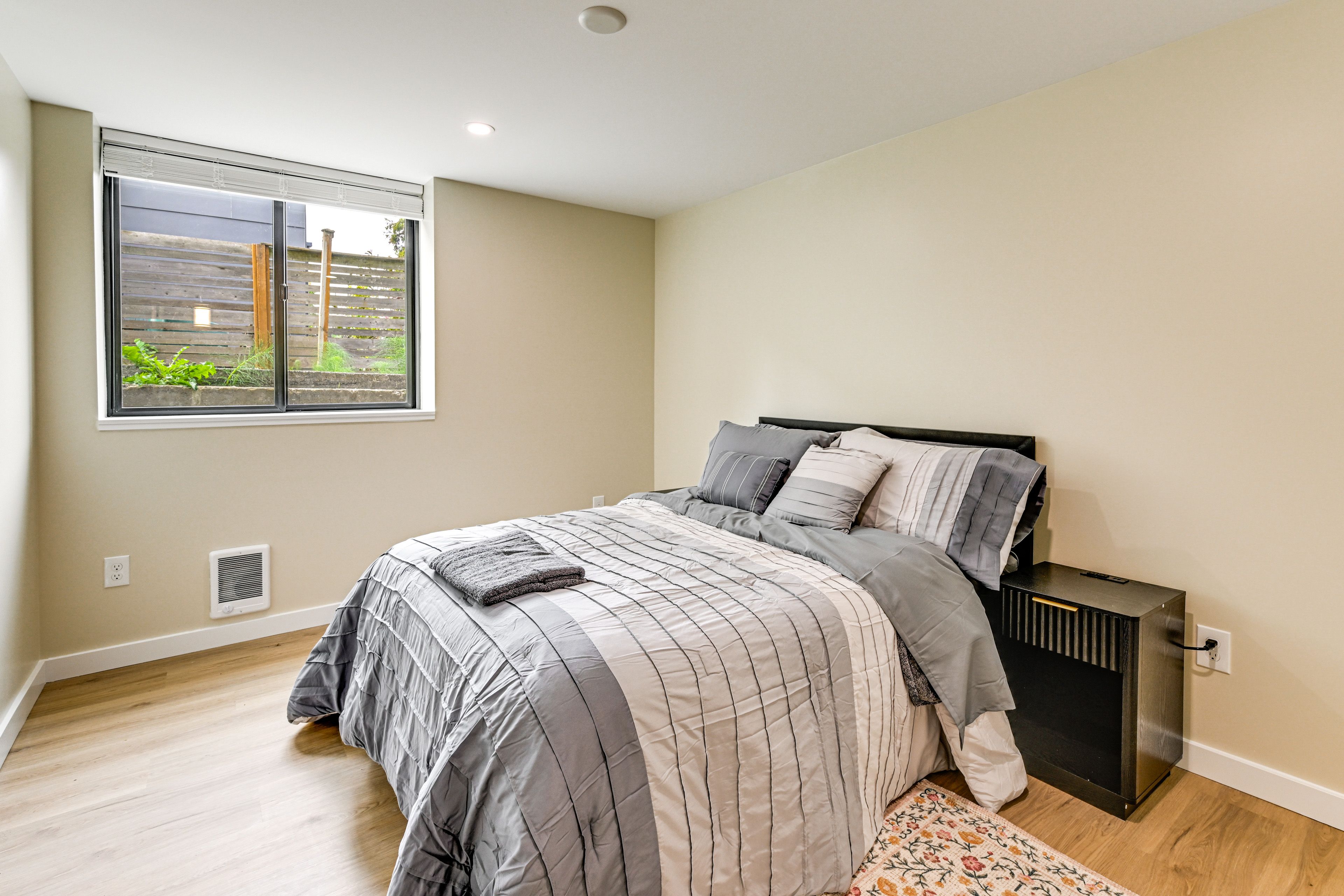 Bedroom 2 | Full Bed