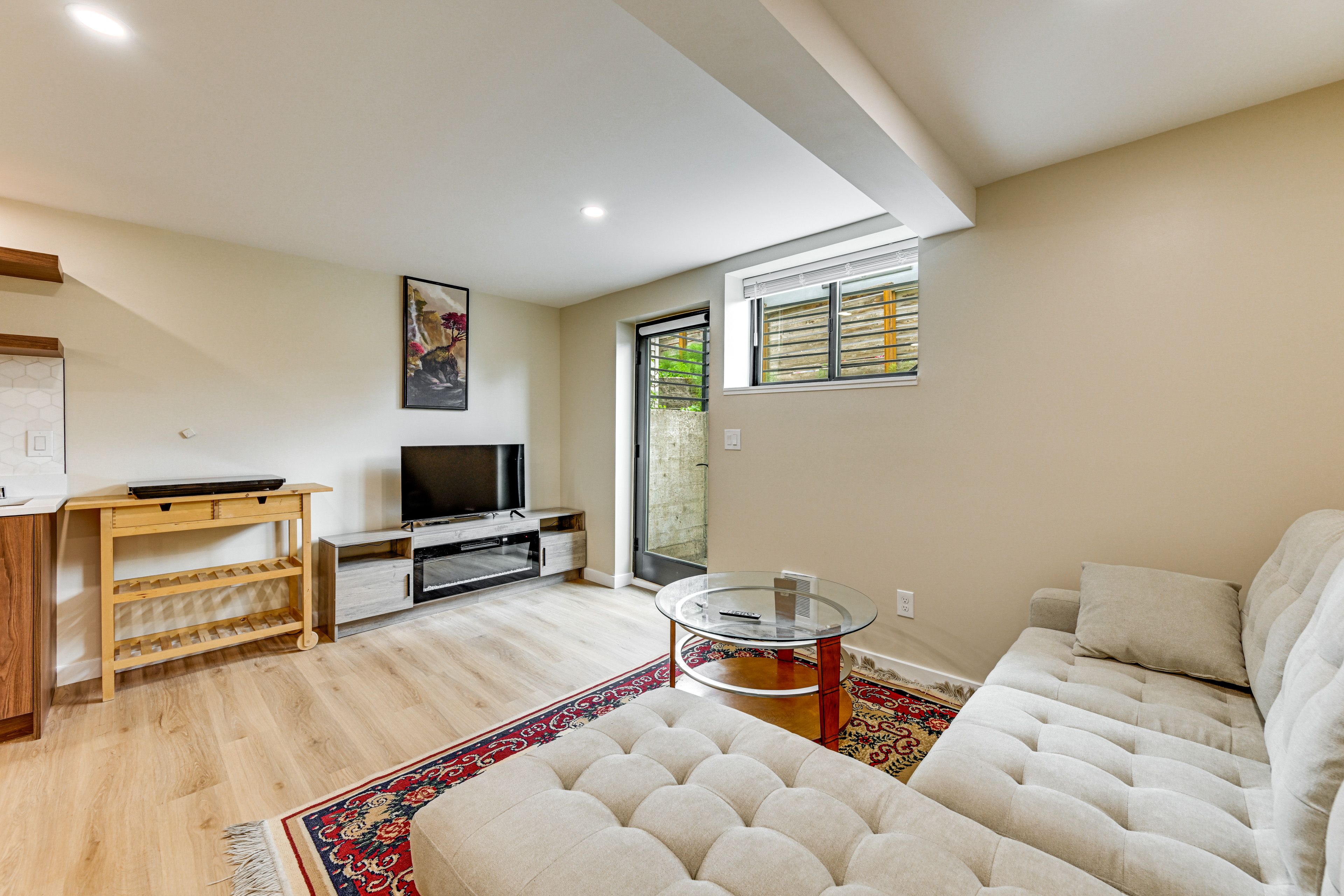 Living Area | Sleeper Sofa