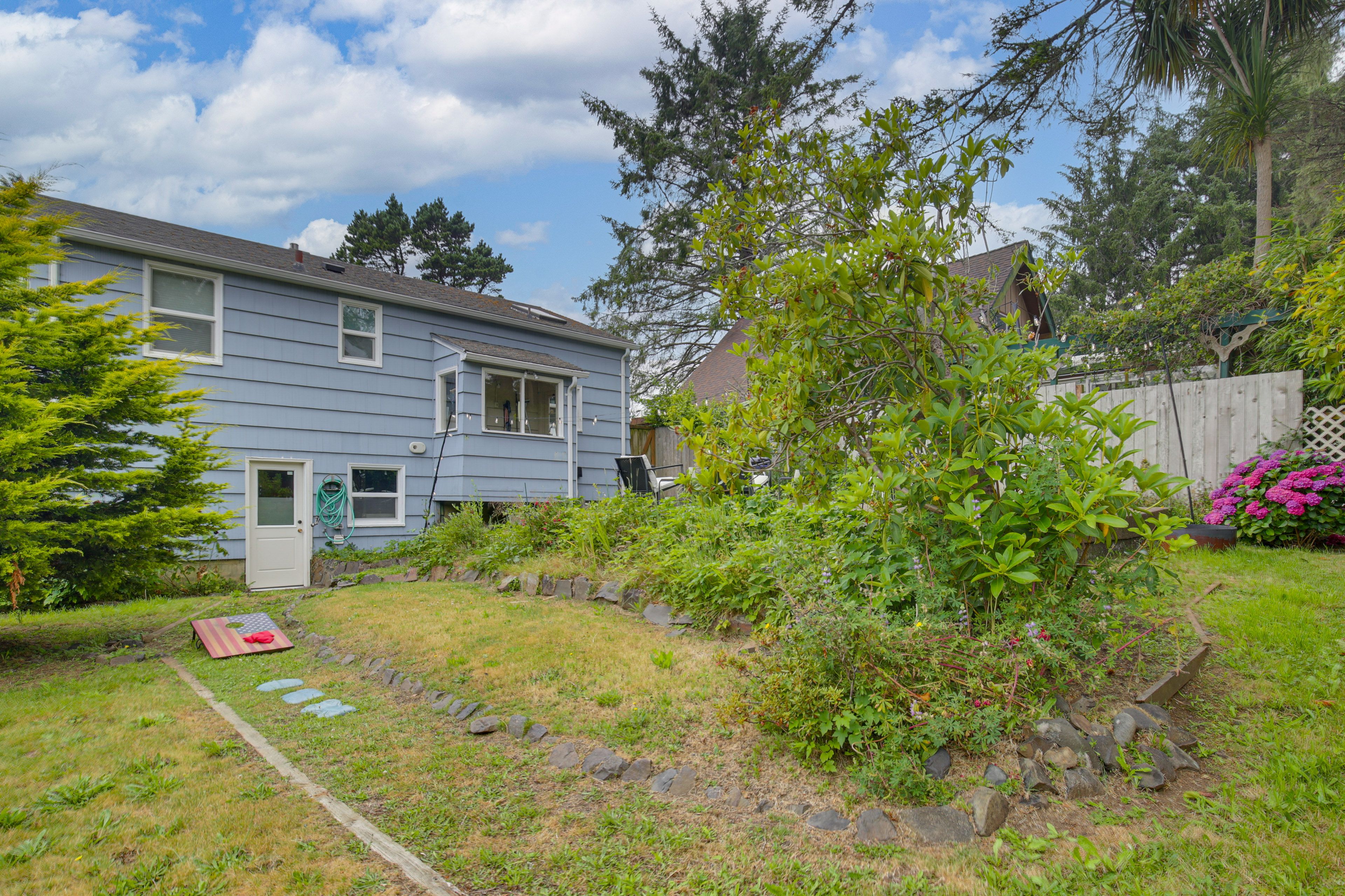 Fenced Yard w/ Patio