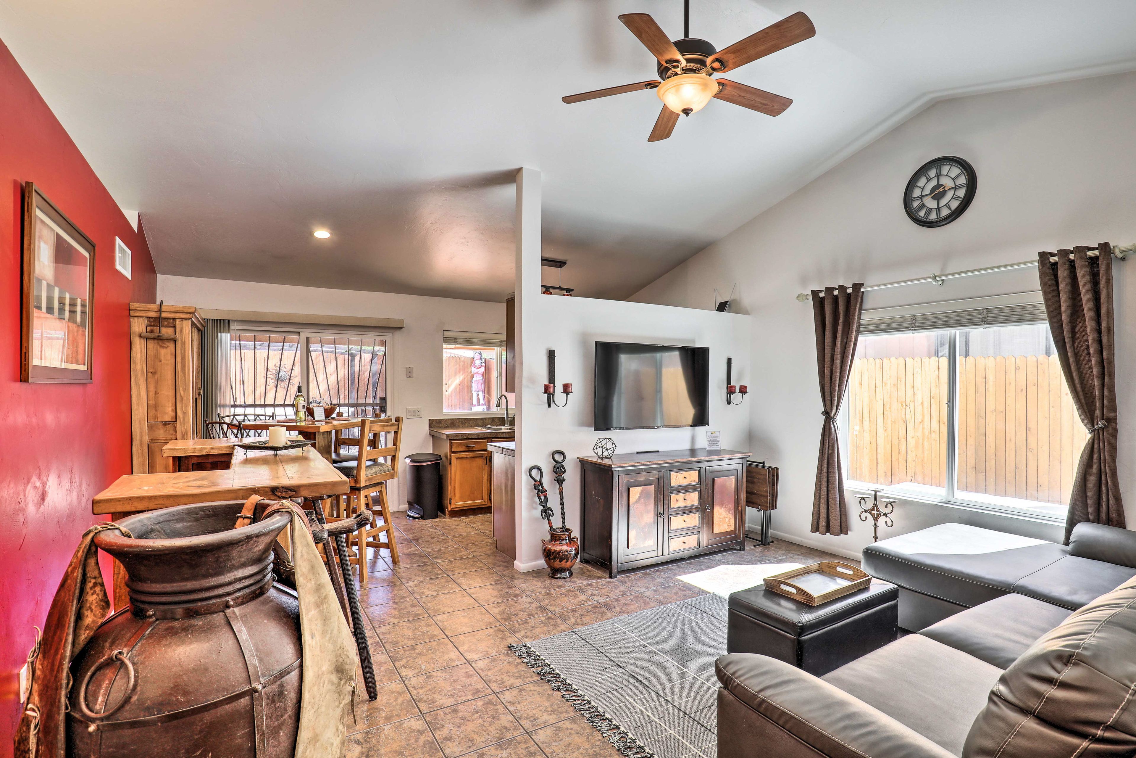 Unit 2 Interior | Living Room
