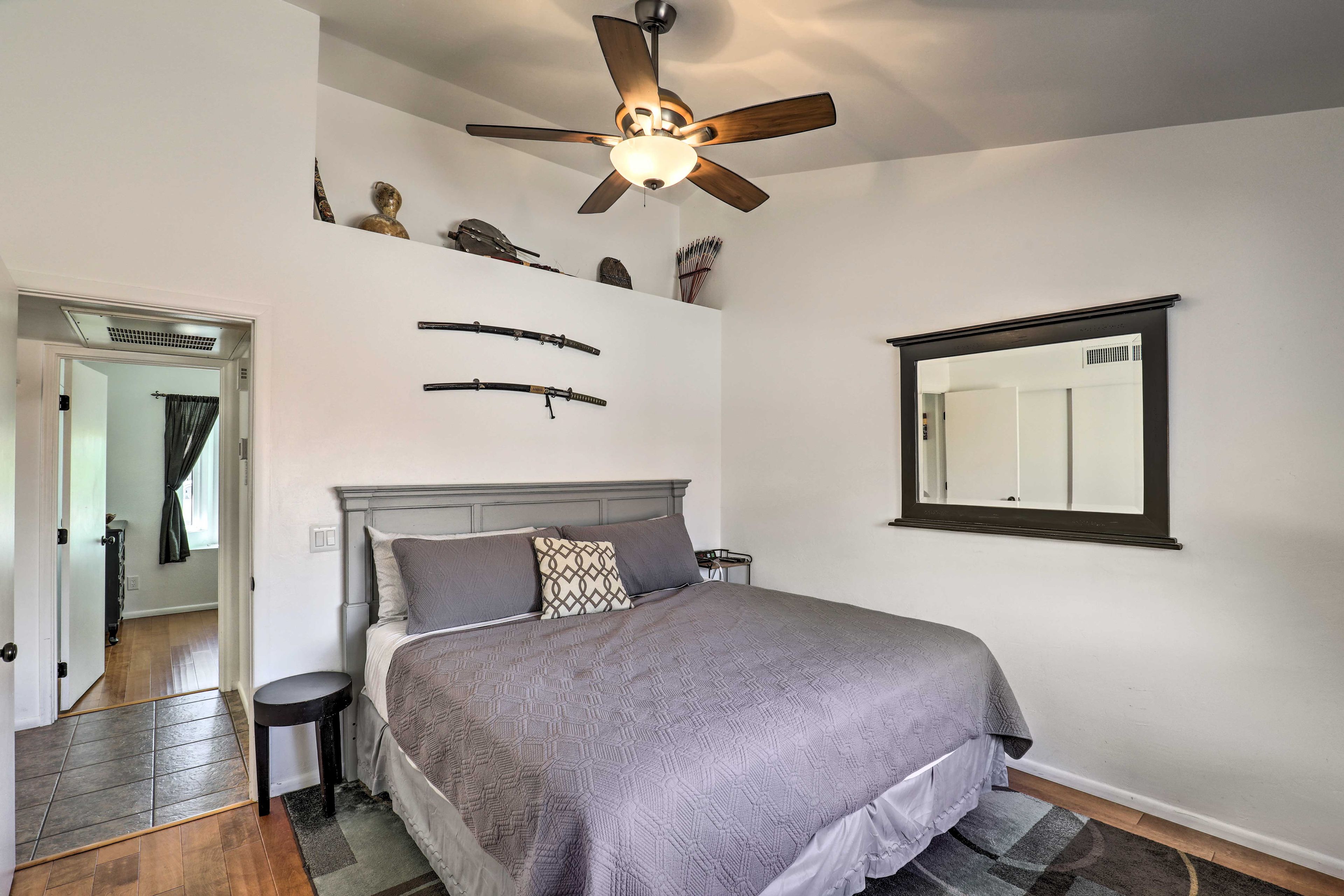 Bedroom 6 | Queen Bed