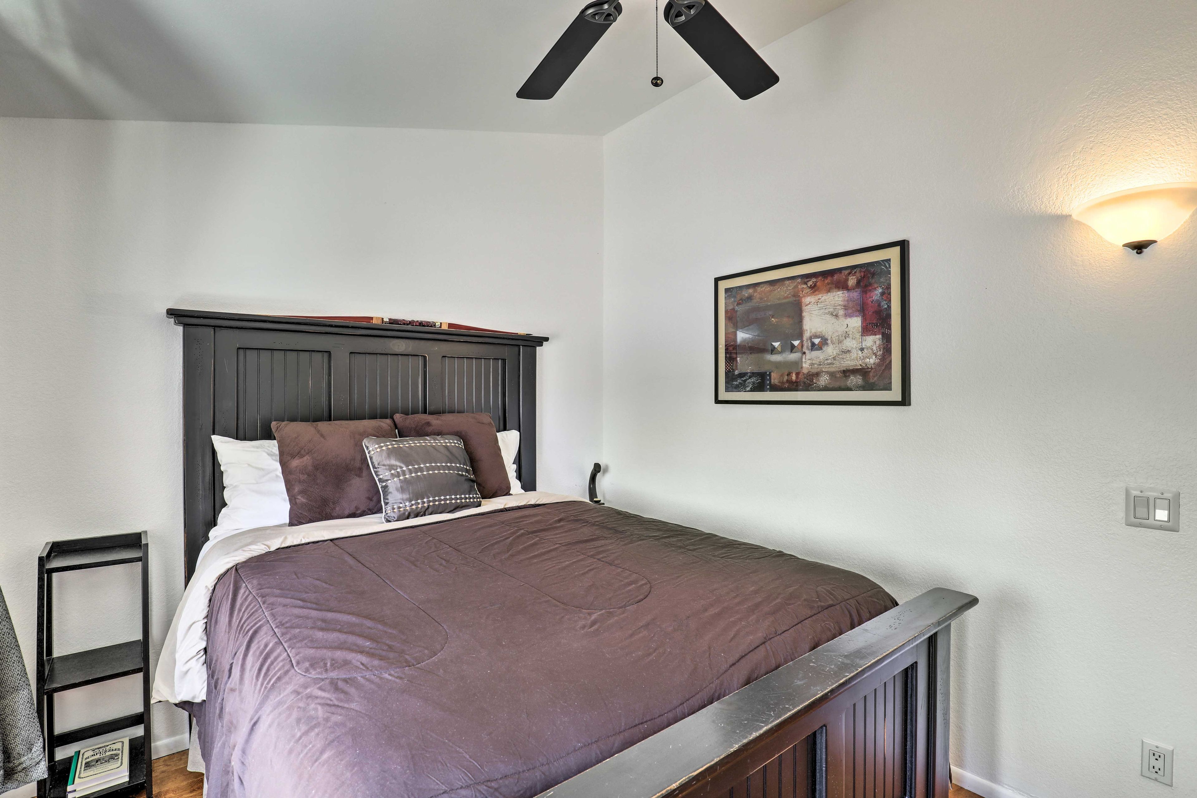 Bedroom 4 | King Bed