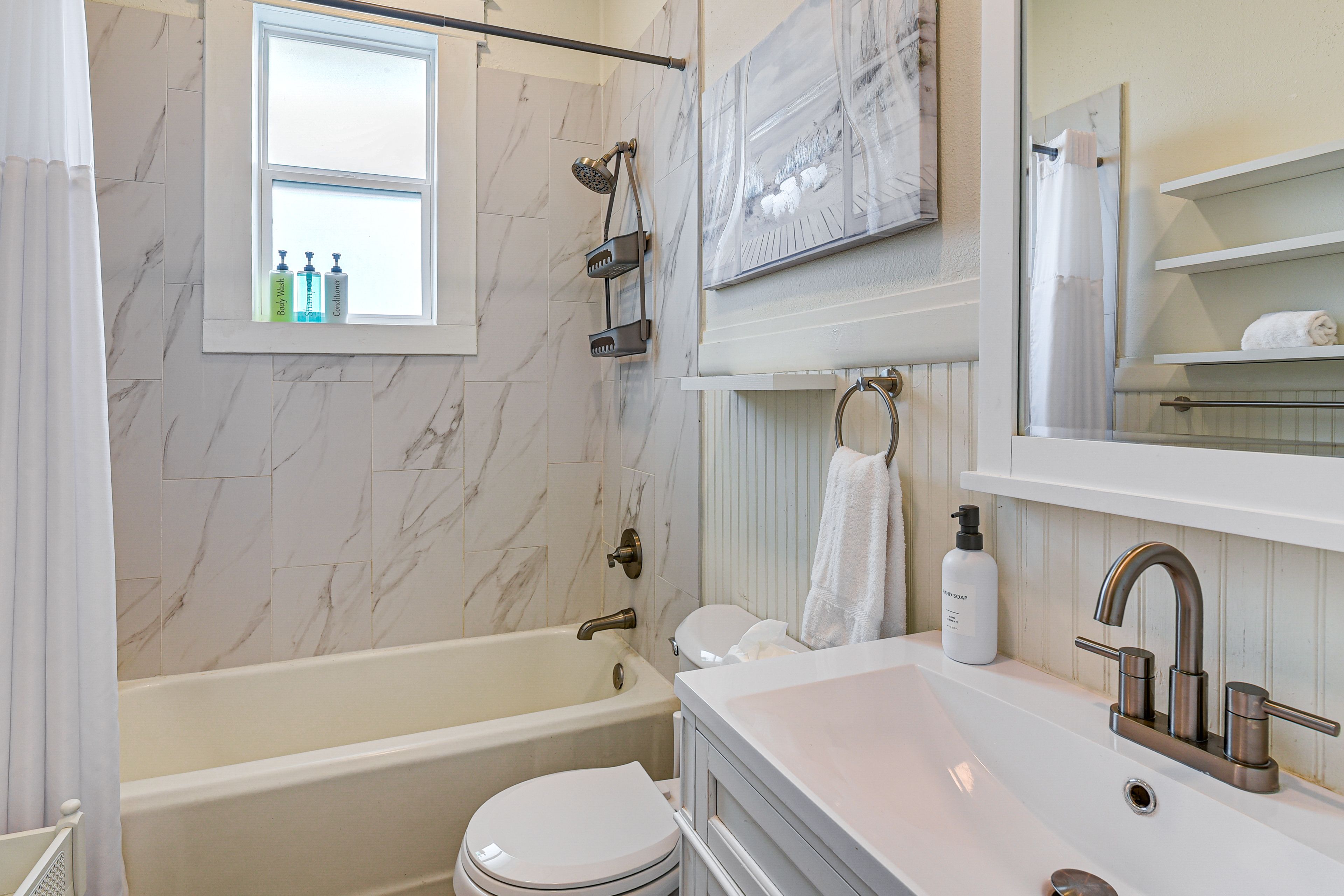 Full Bathroom