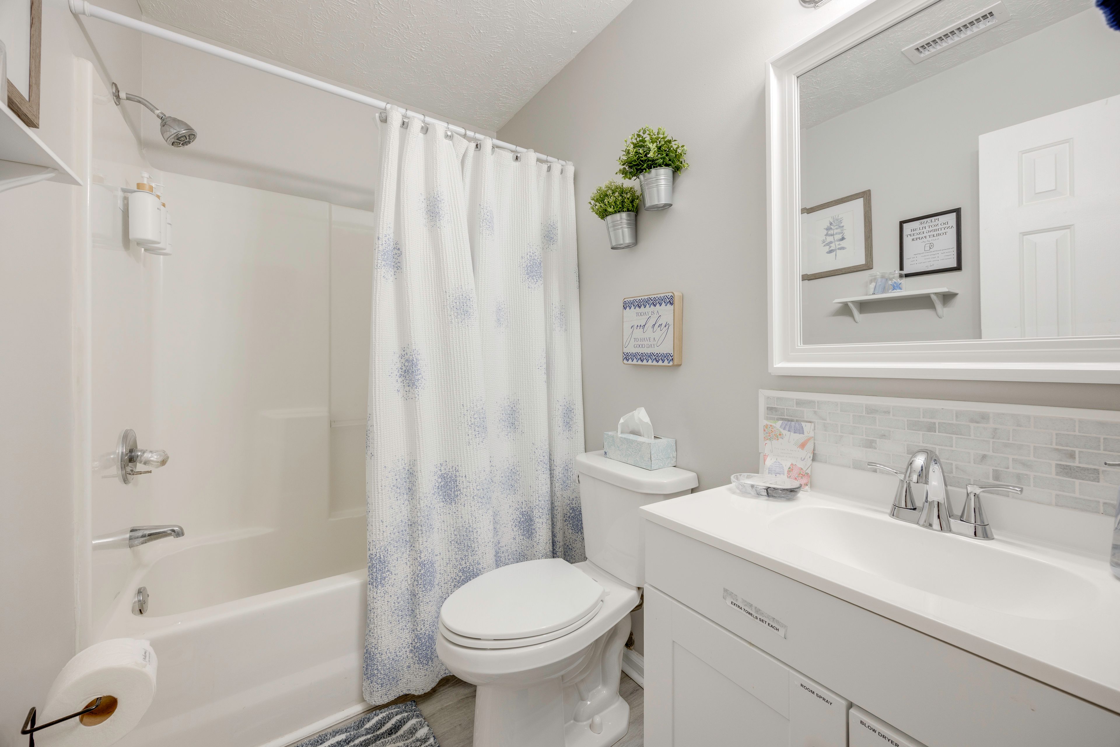 Full Bathroom