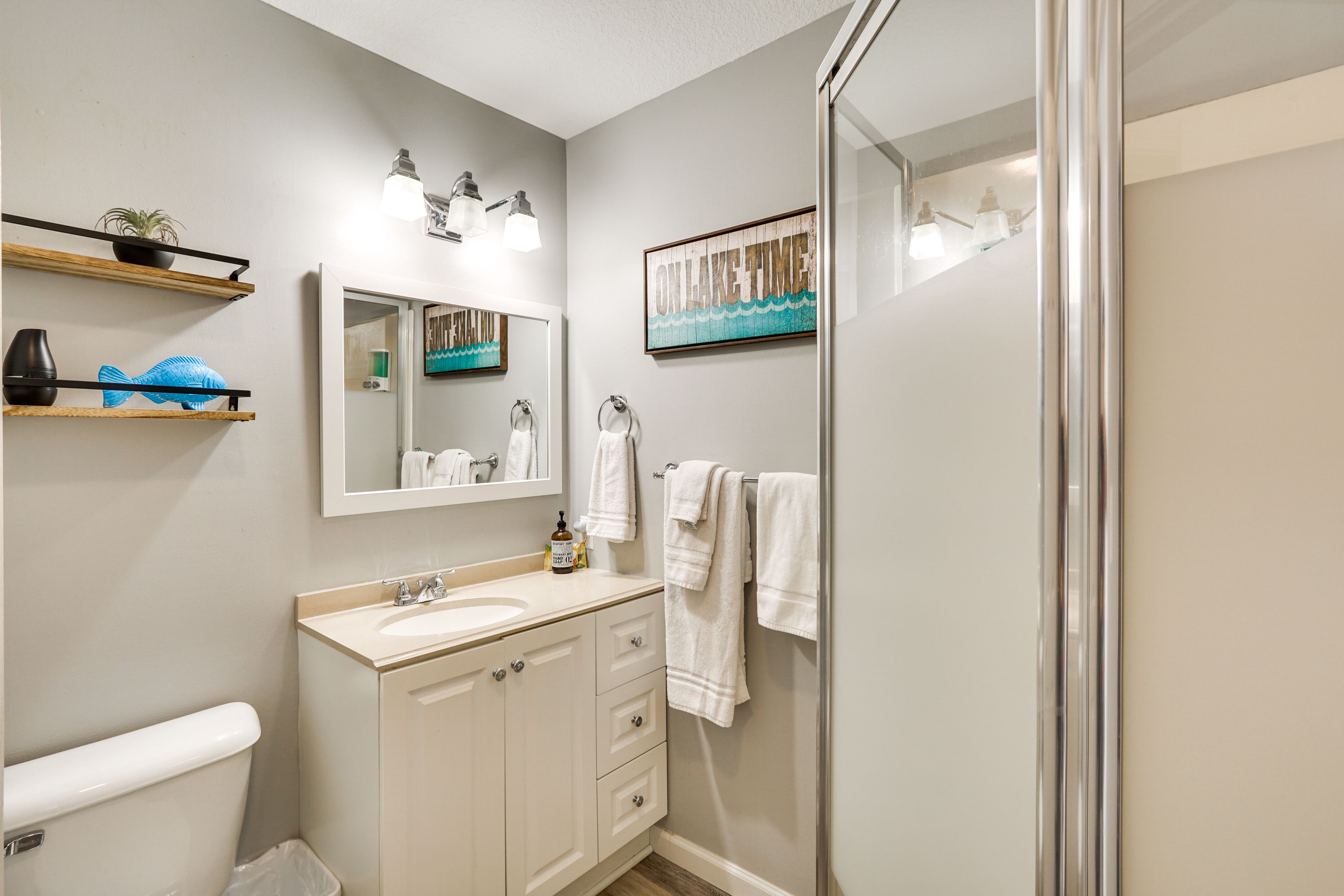 Full Bathroom | Townhome 2