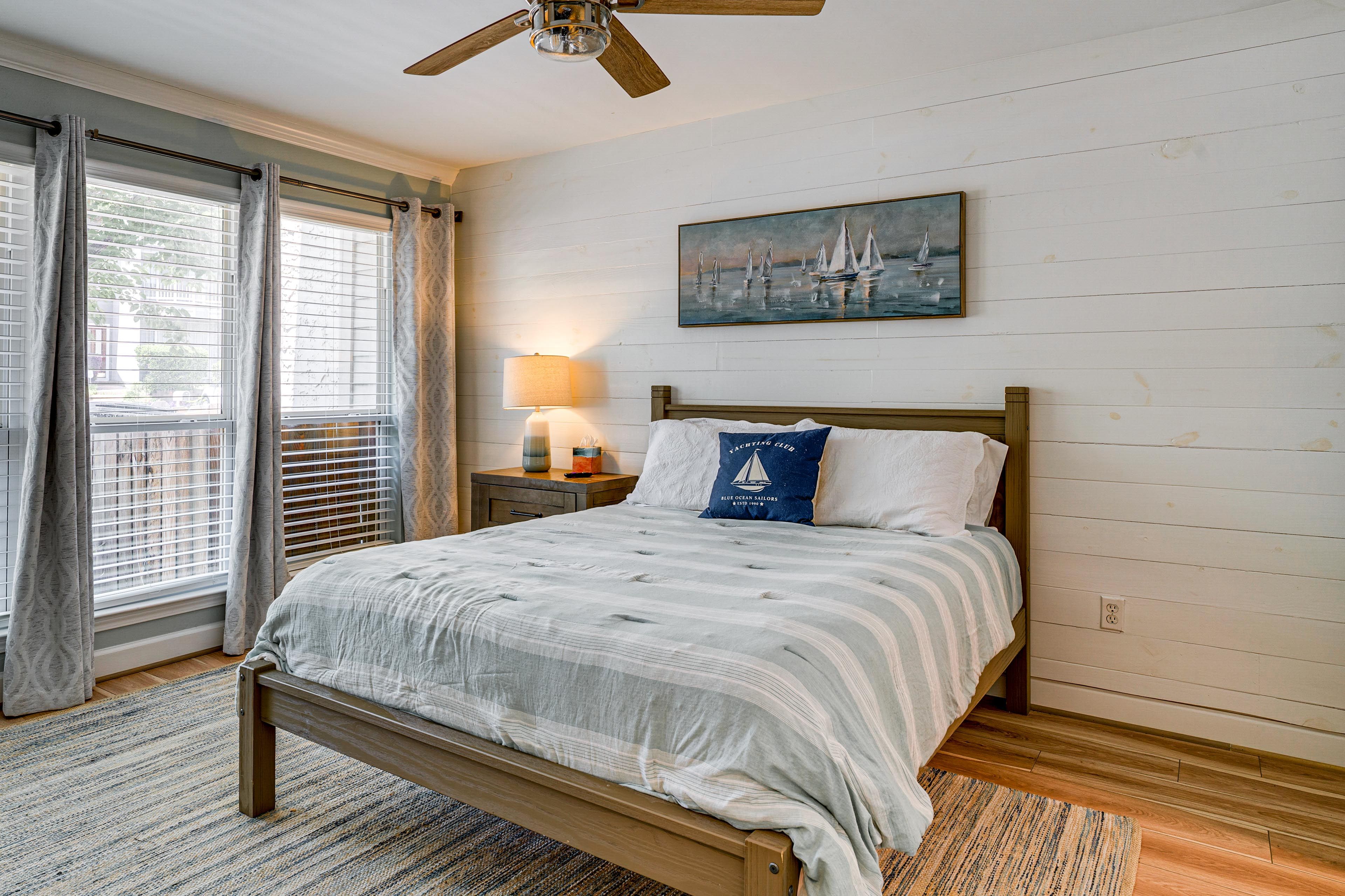 Bedroom 2 | 1st Floor | King Bed