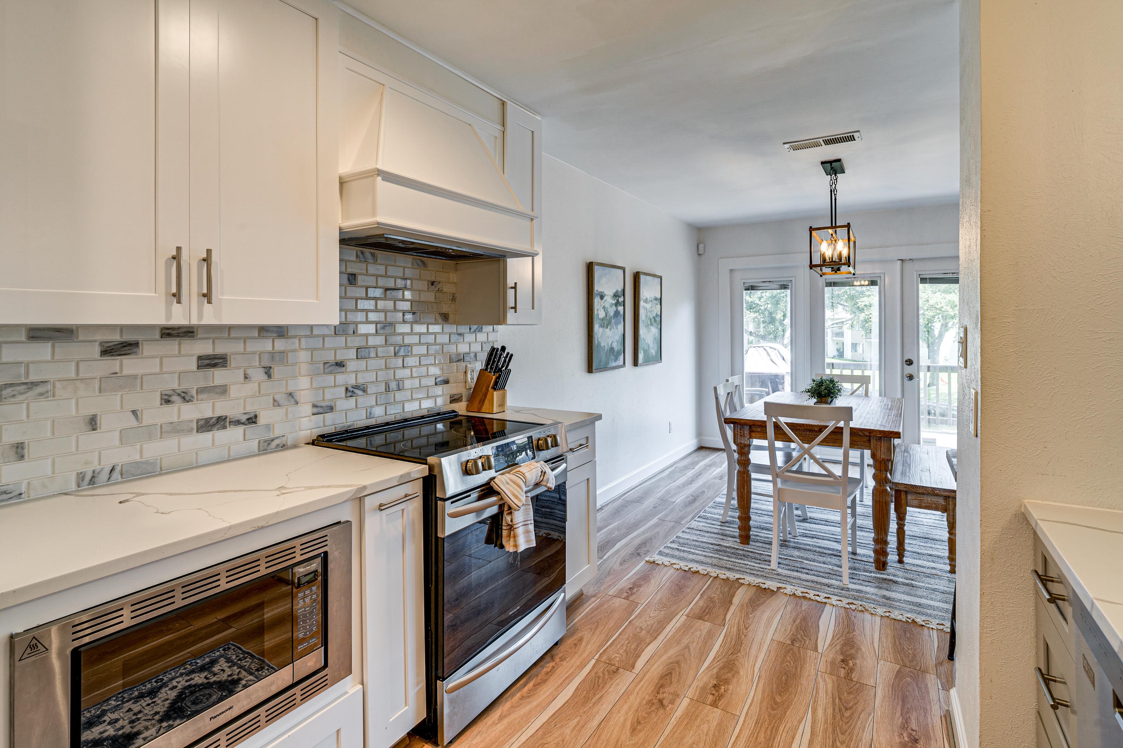Property Interior | 2-Story Townhome | Central A/C & Heating