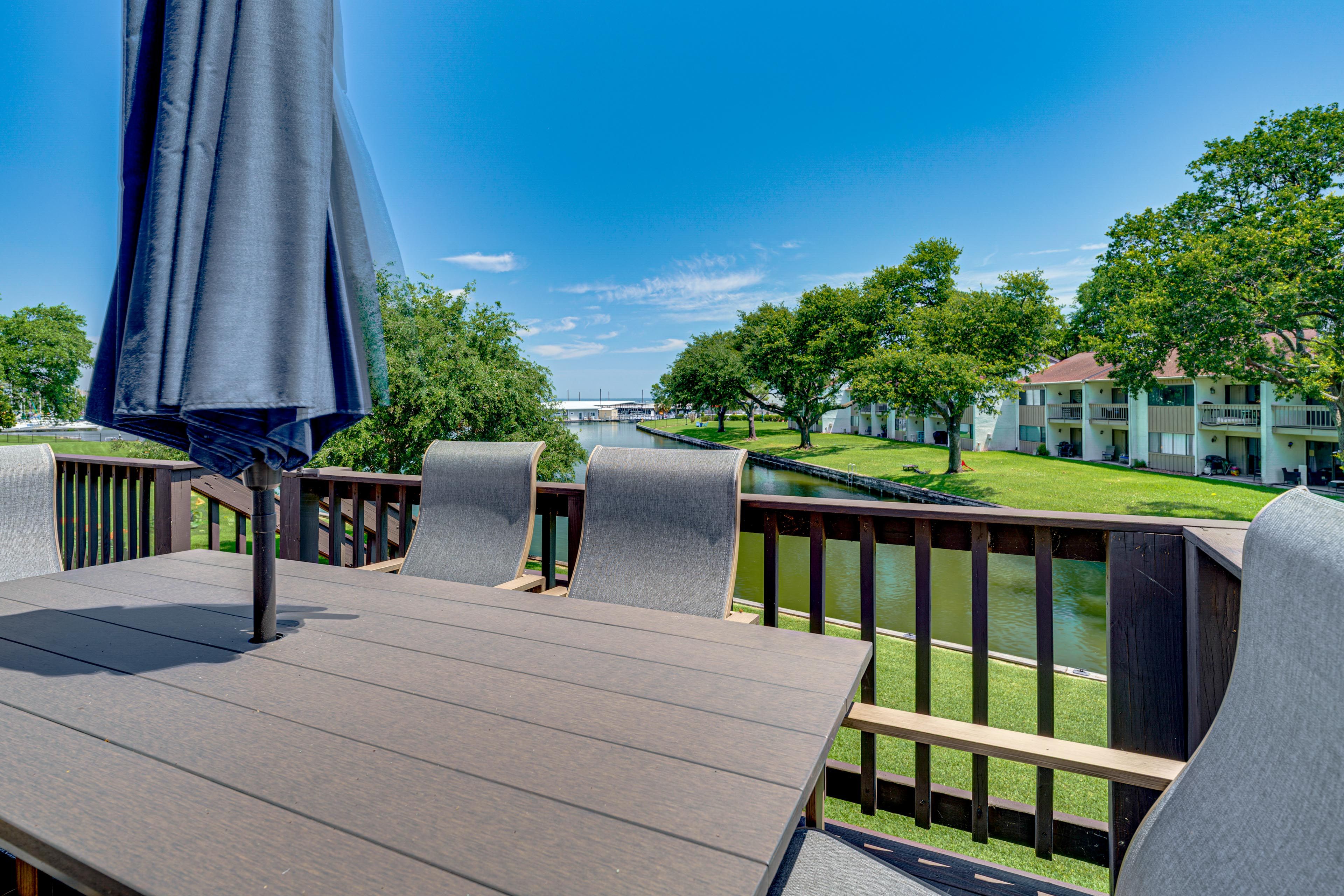 Montgomery Vacation Rental | 4BR | 3BA | 2,007 Sq Ft