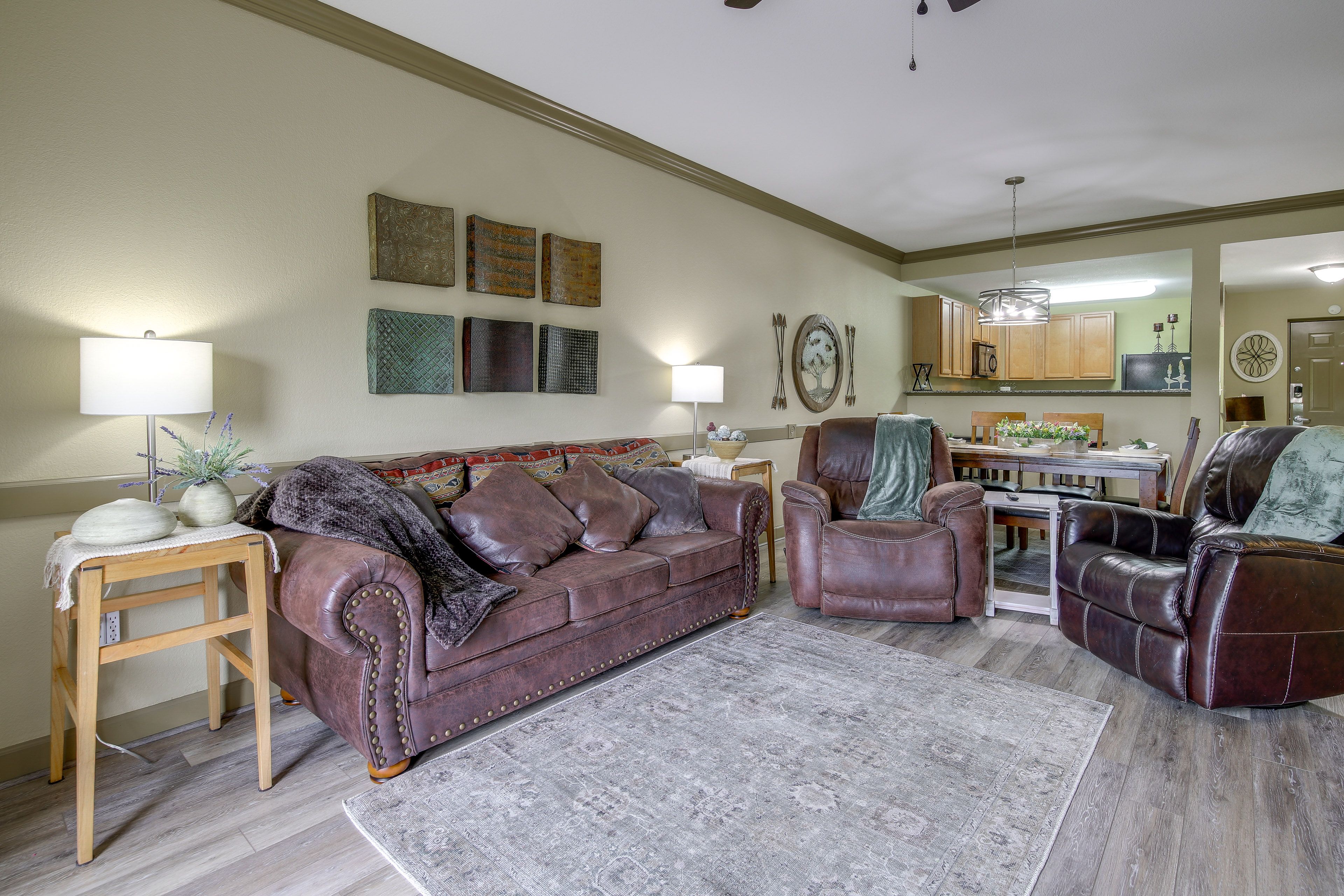 Pigeon Forge Vacation Rental | 1BR | 1.5BA | 900 Sq Ft | Step-Free Access