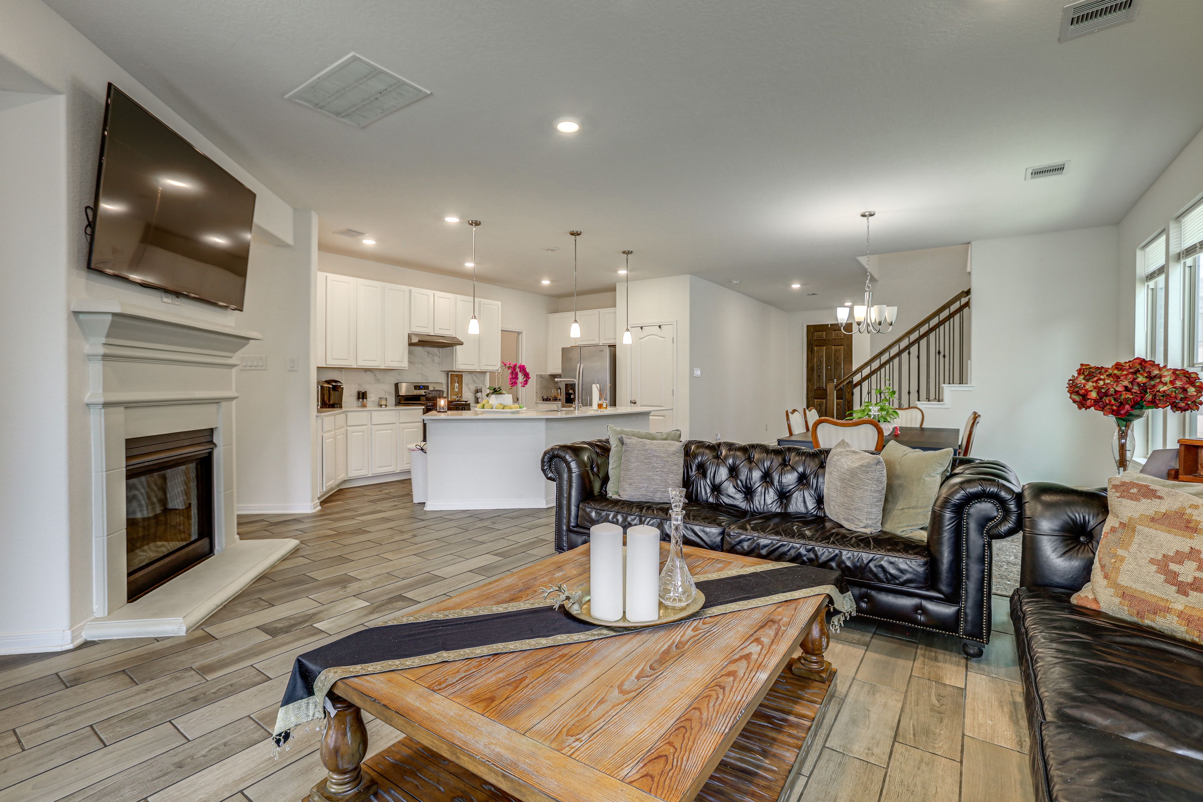 Houston Vacation Rental | 5BR | 3.5BA | 2,900 Sq Ft | 1 Step to Enter