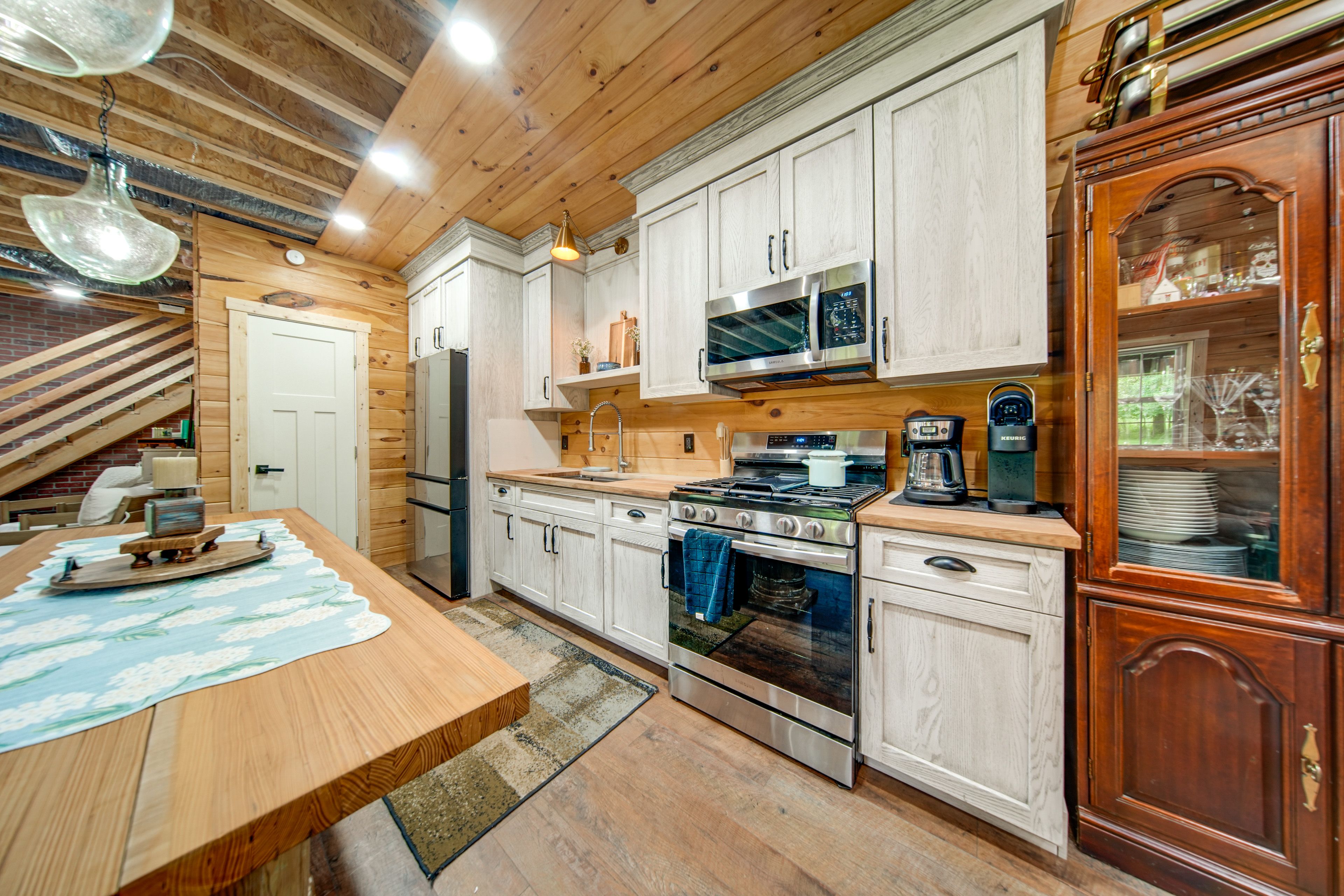 Kitchen | 1st Floor