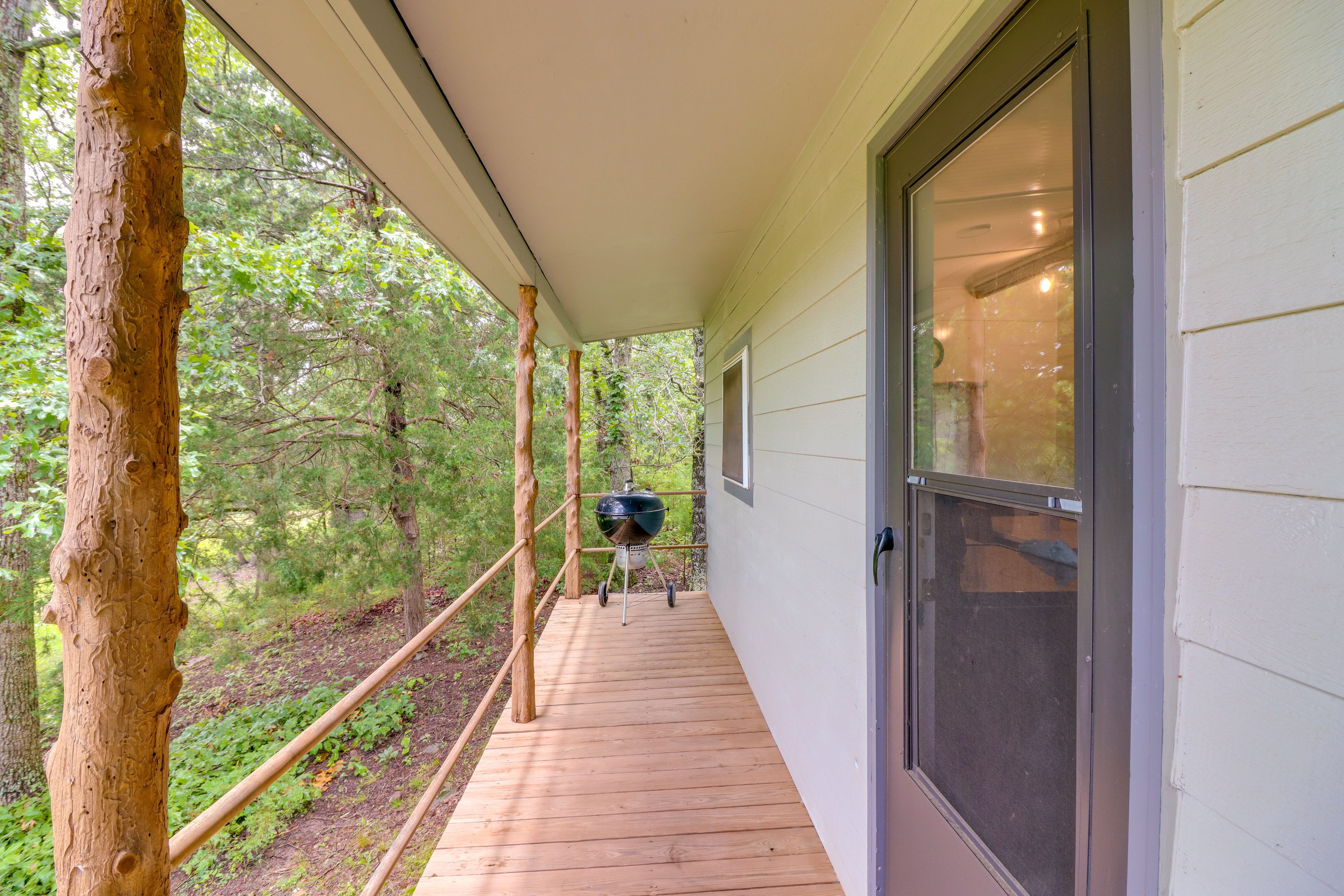 Studio Deck