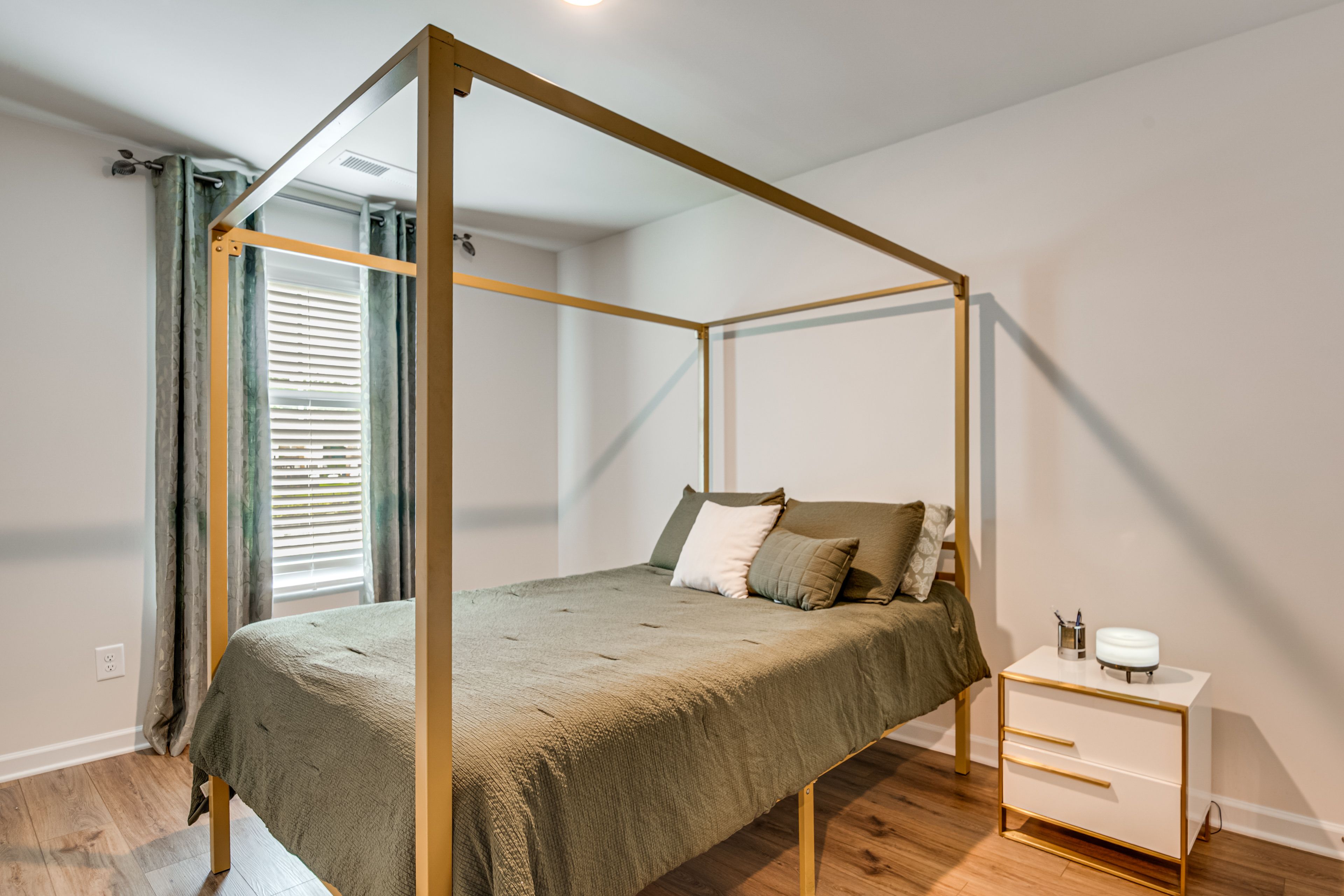 Bedroom 3 | Queen Bed | 2nd Floor