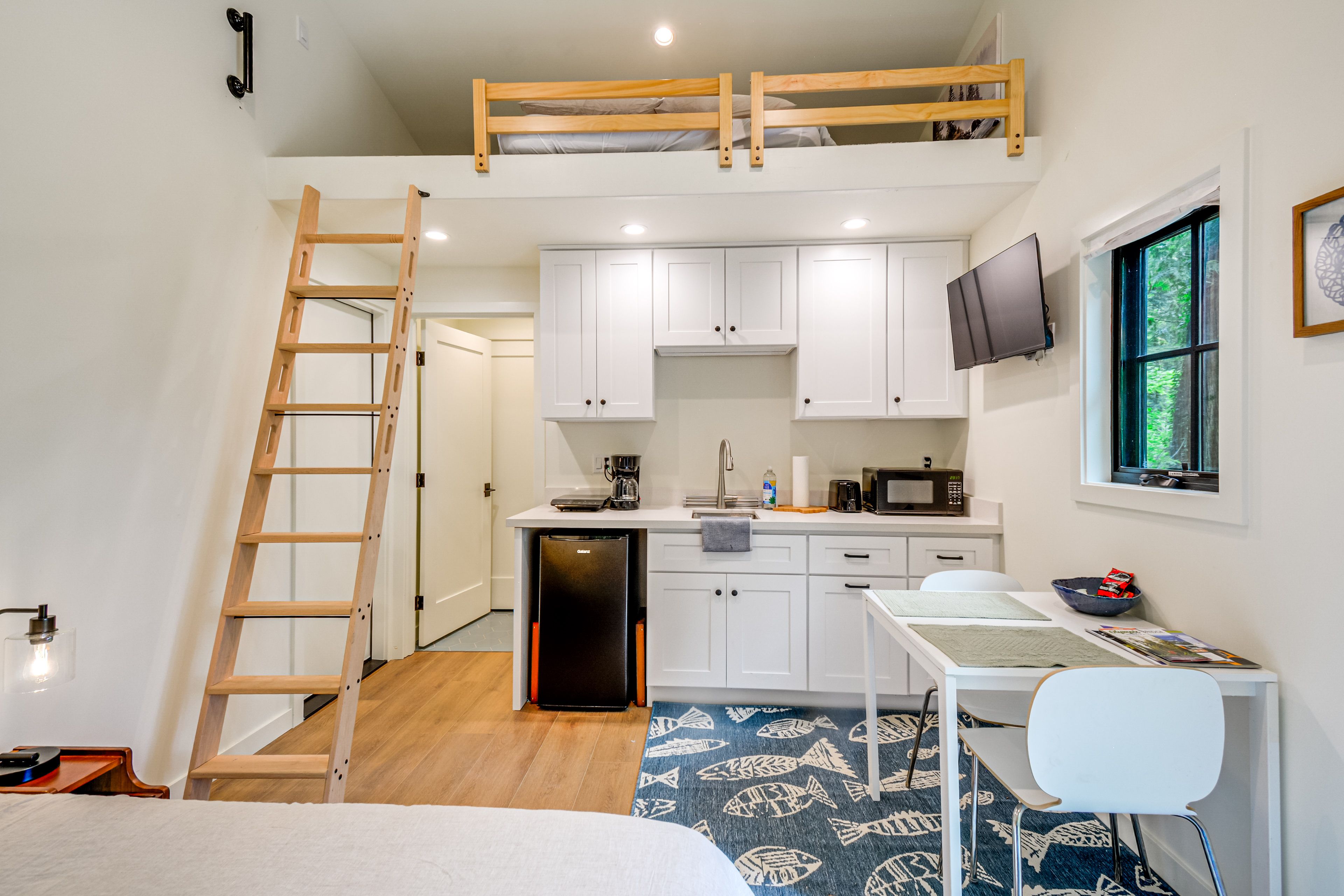 Kitchenette