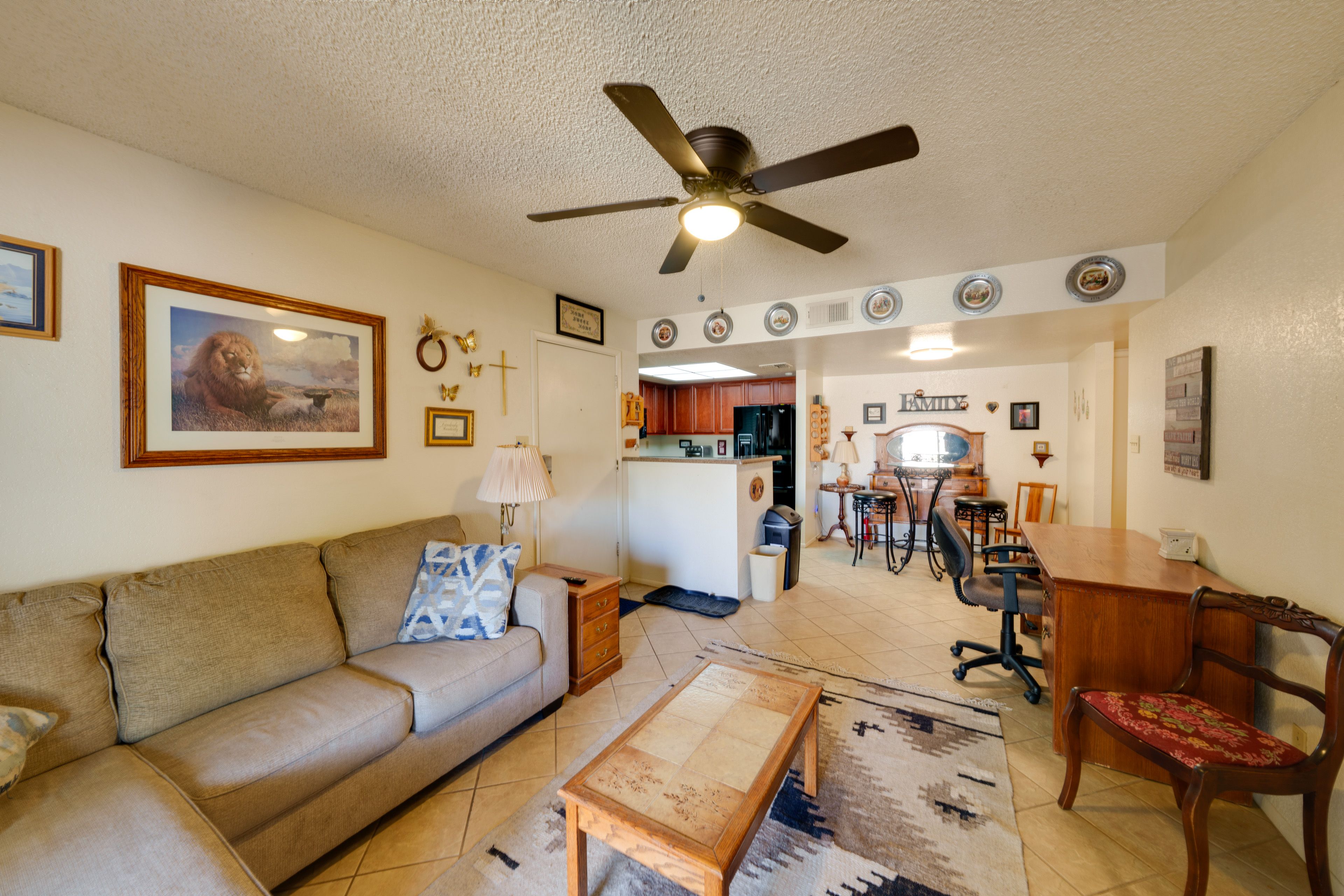 Glendale Vacation Rental | 1BR | 1BA | 680 Sq Ft | 1 Step to Enter