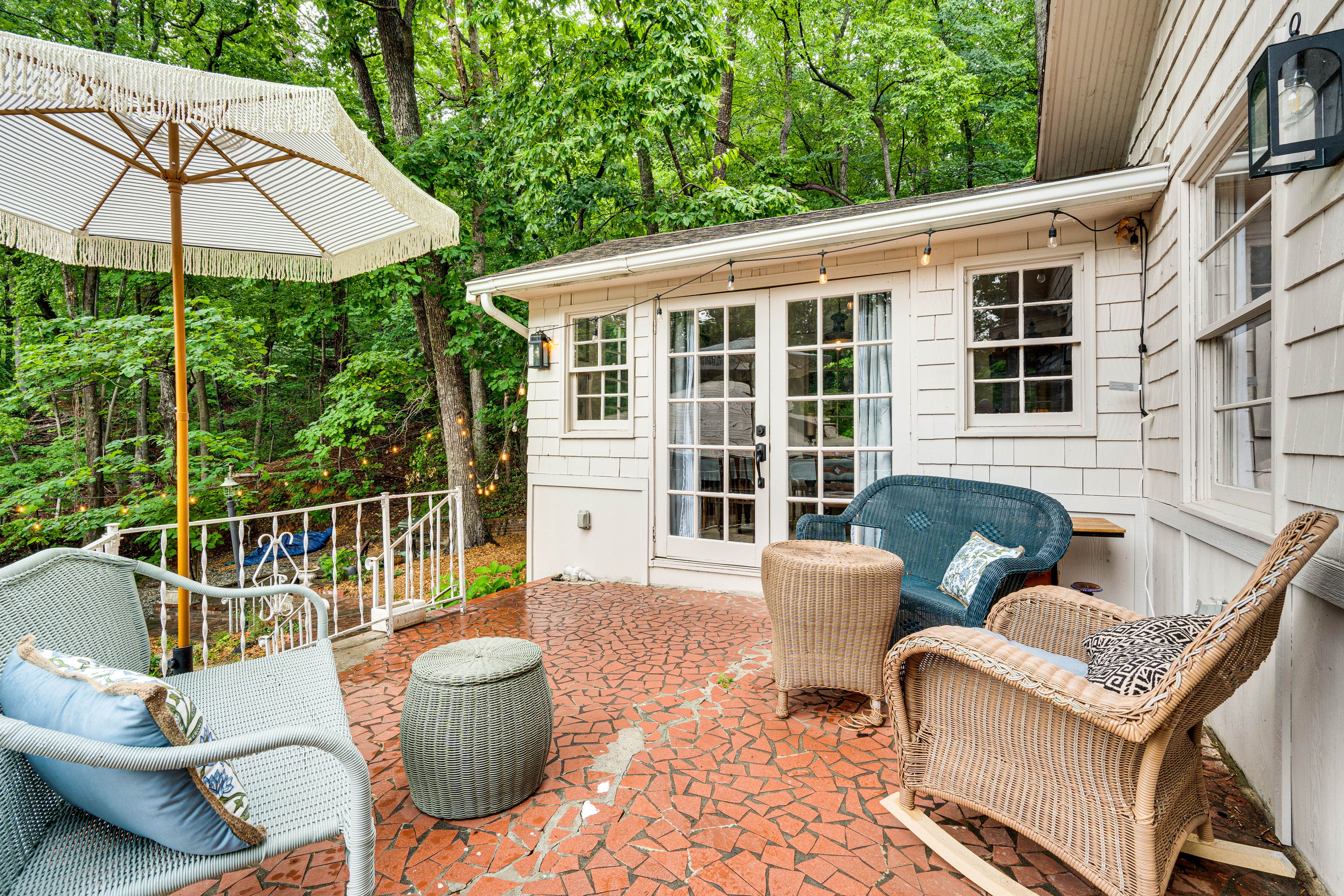 Furnished Patio | Gas Grill