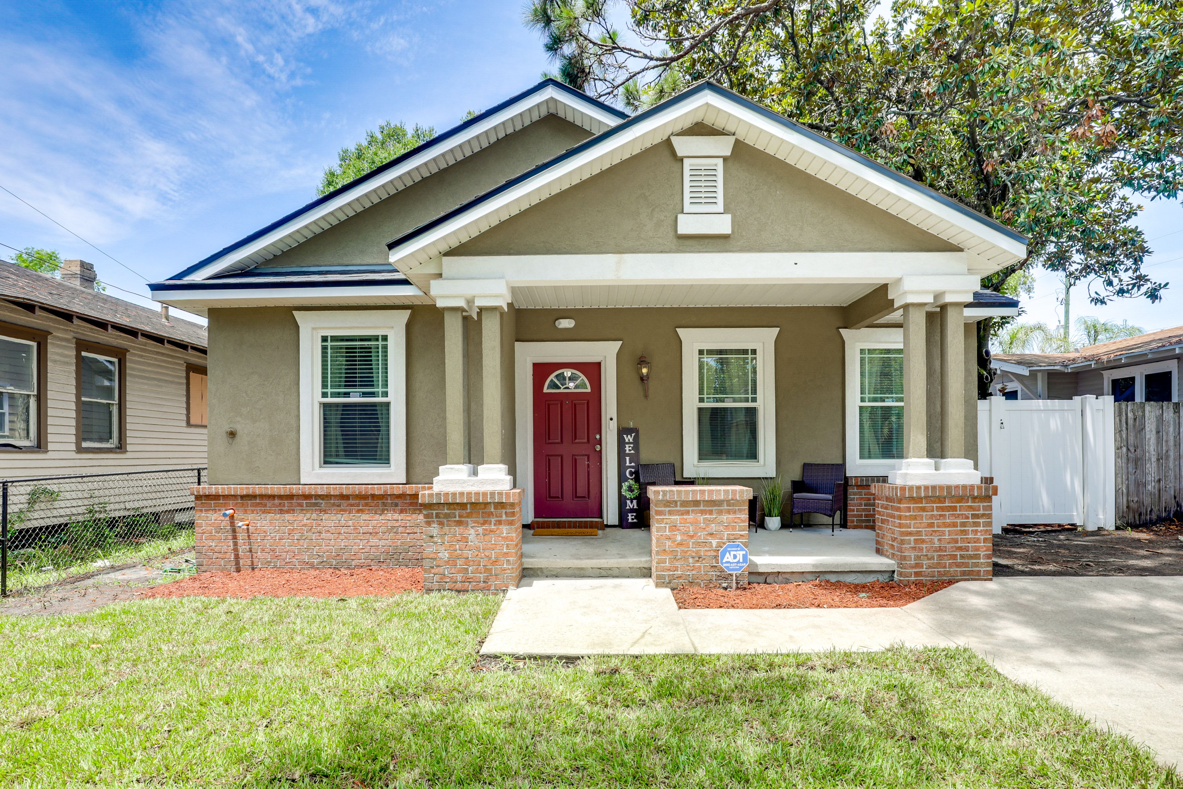 Property Exterior | Private Yard