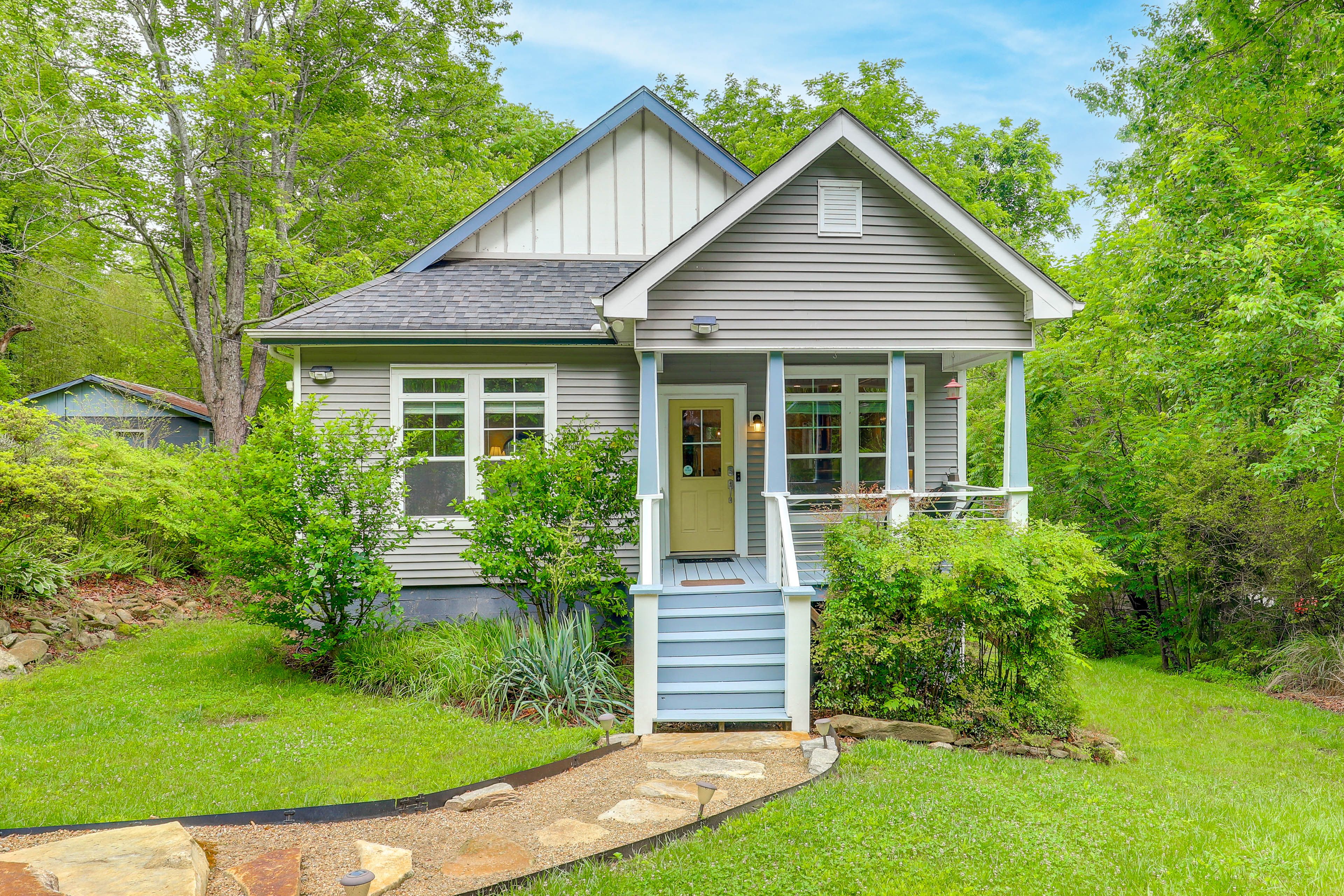 Asheville Vacation Rental | 3BR | 2BA | 1,685 Sq Ft