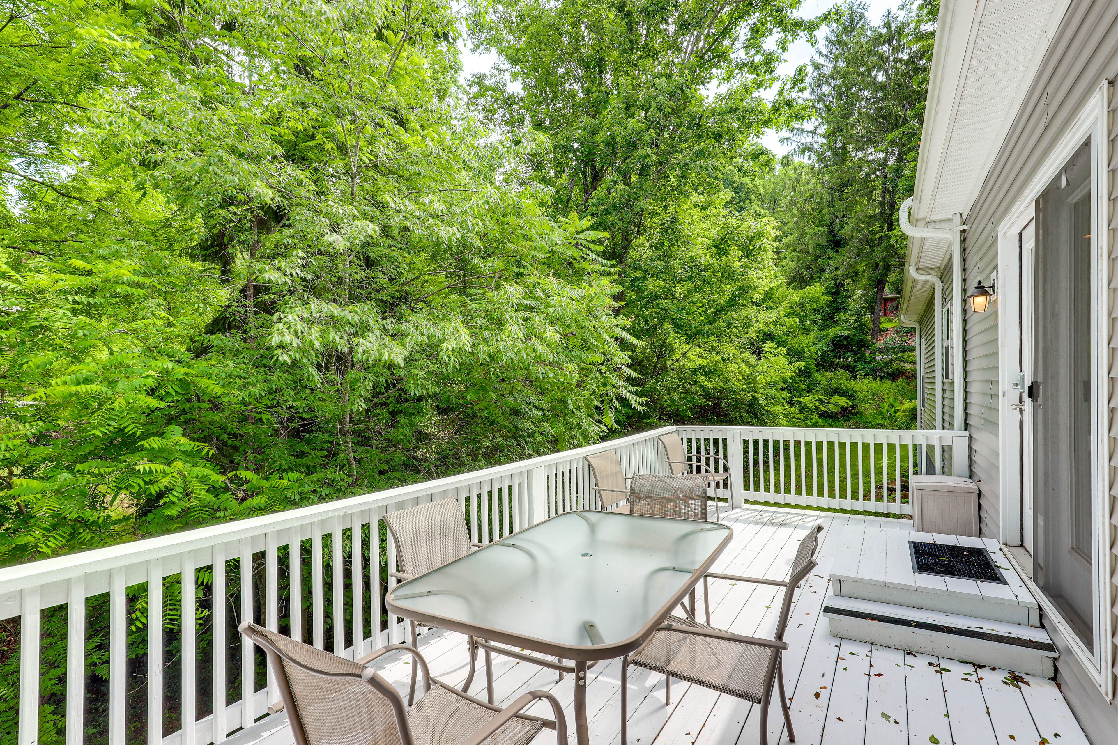 Deck | Outdoor Dining Set