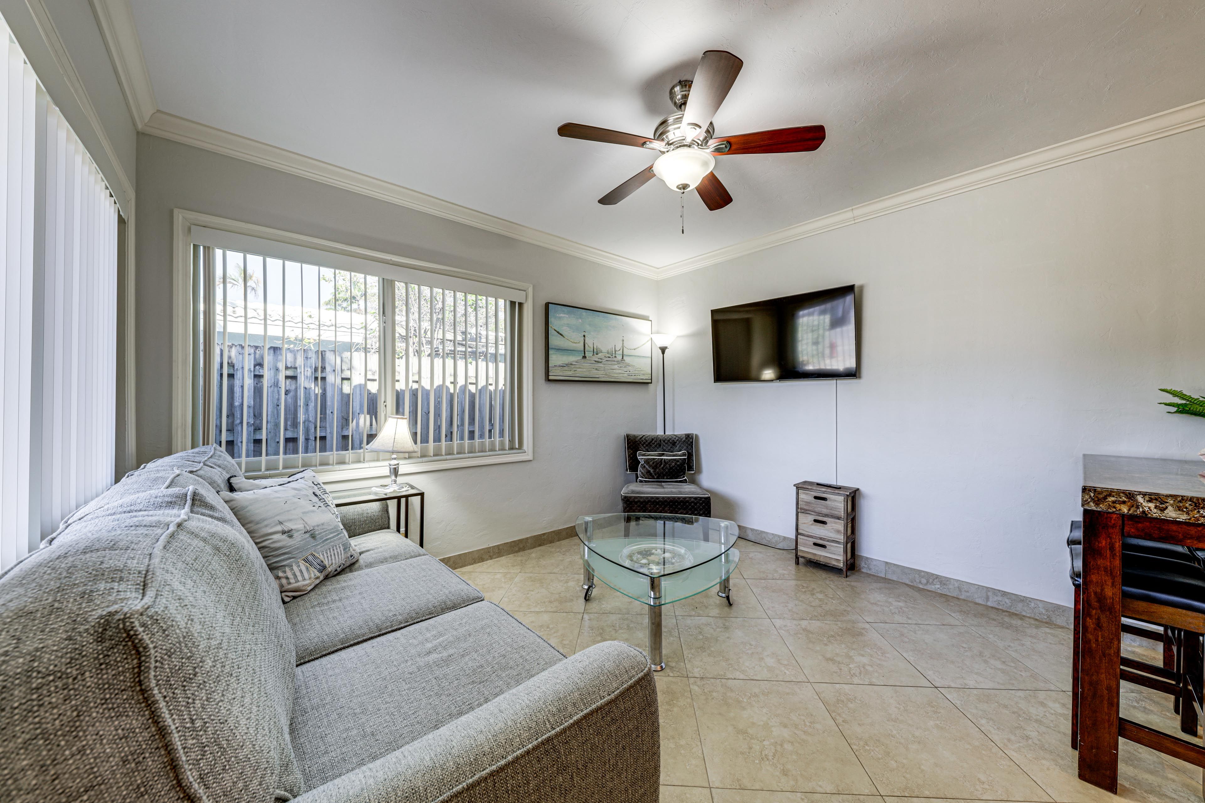 Living Room | Unit 2 | Queen Sleeper Sofa