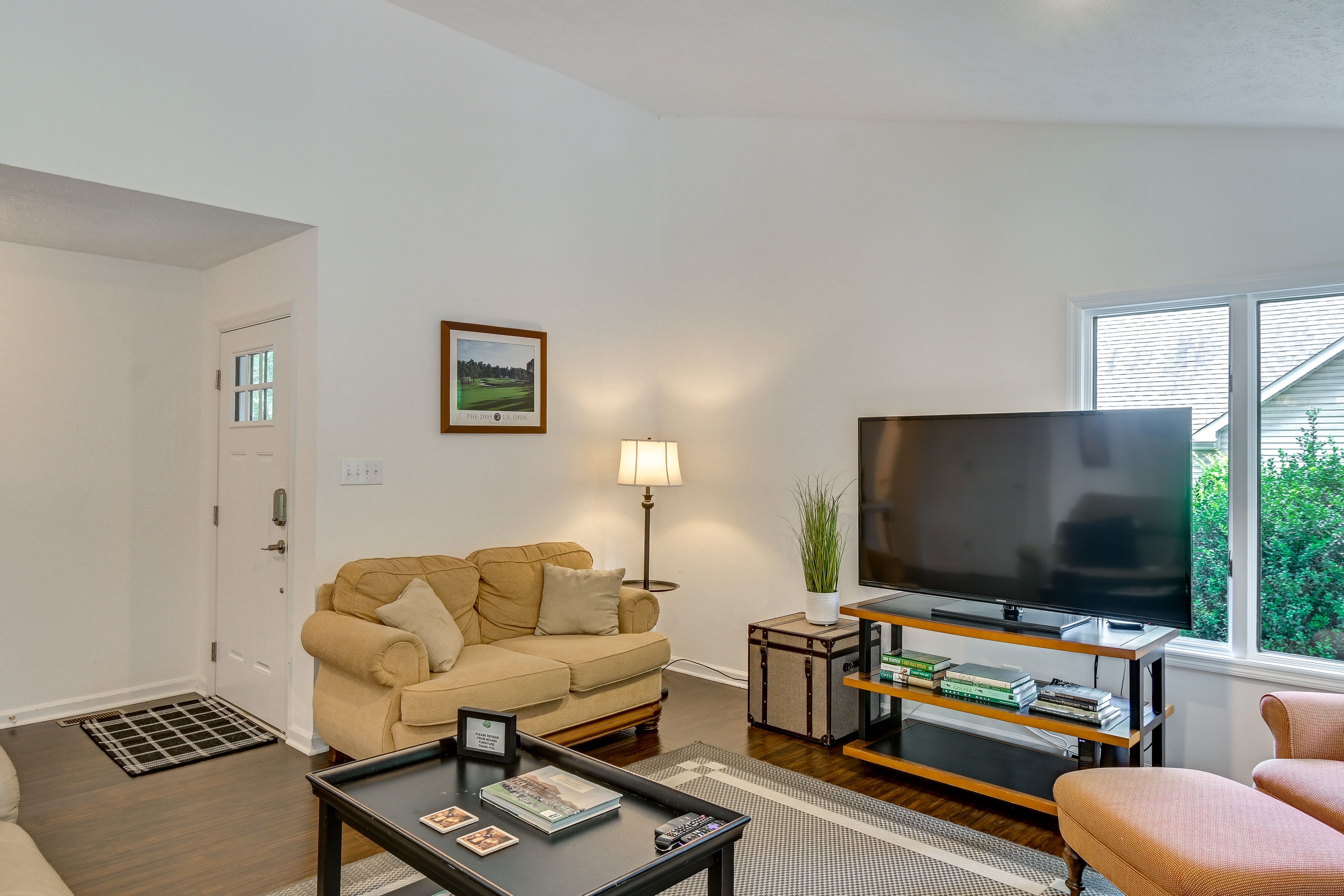 Living Room | 1st Floor