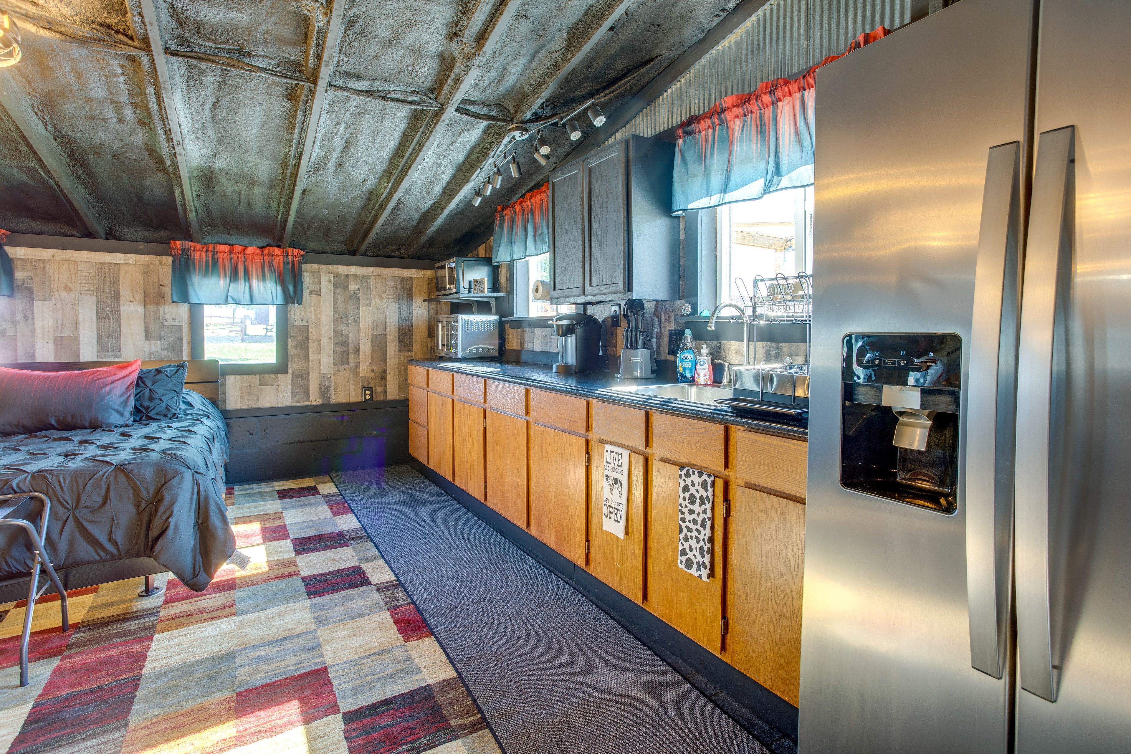 Studio Cabin | Kitchenette