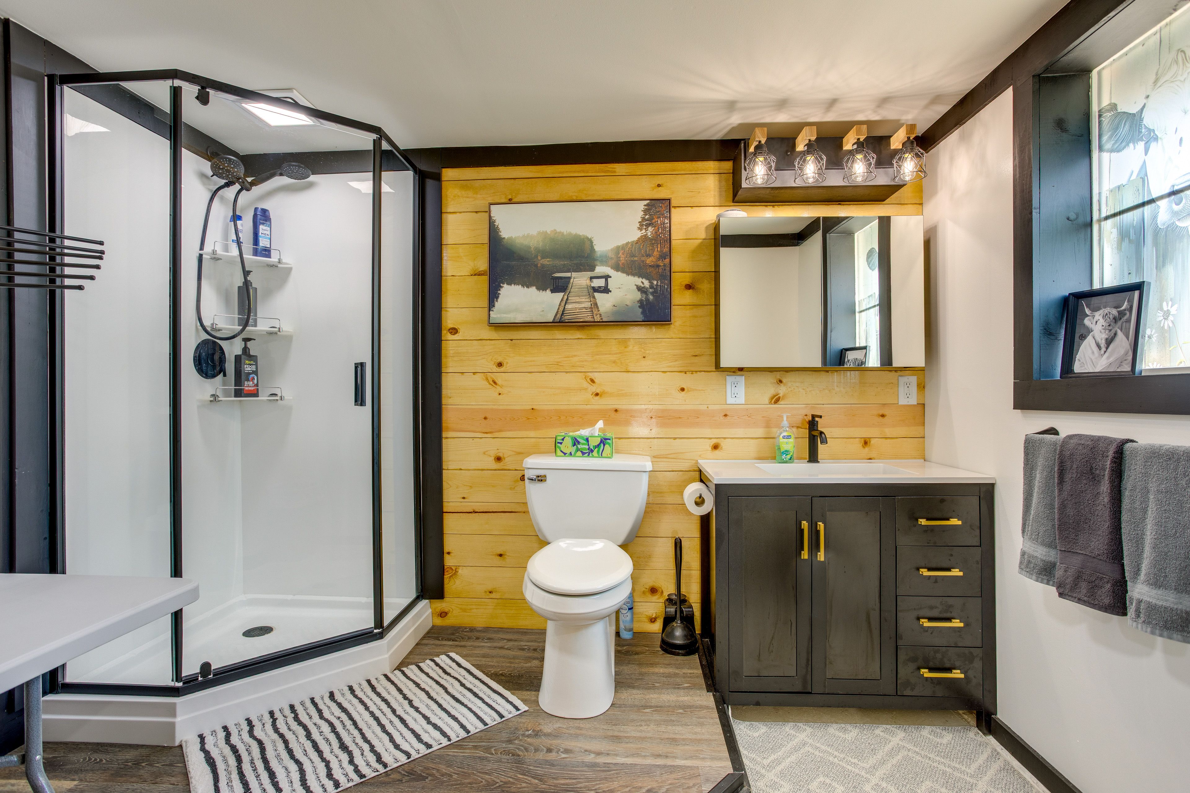 Studio Cabin | Bathroom