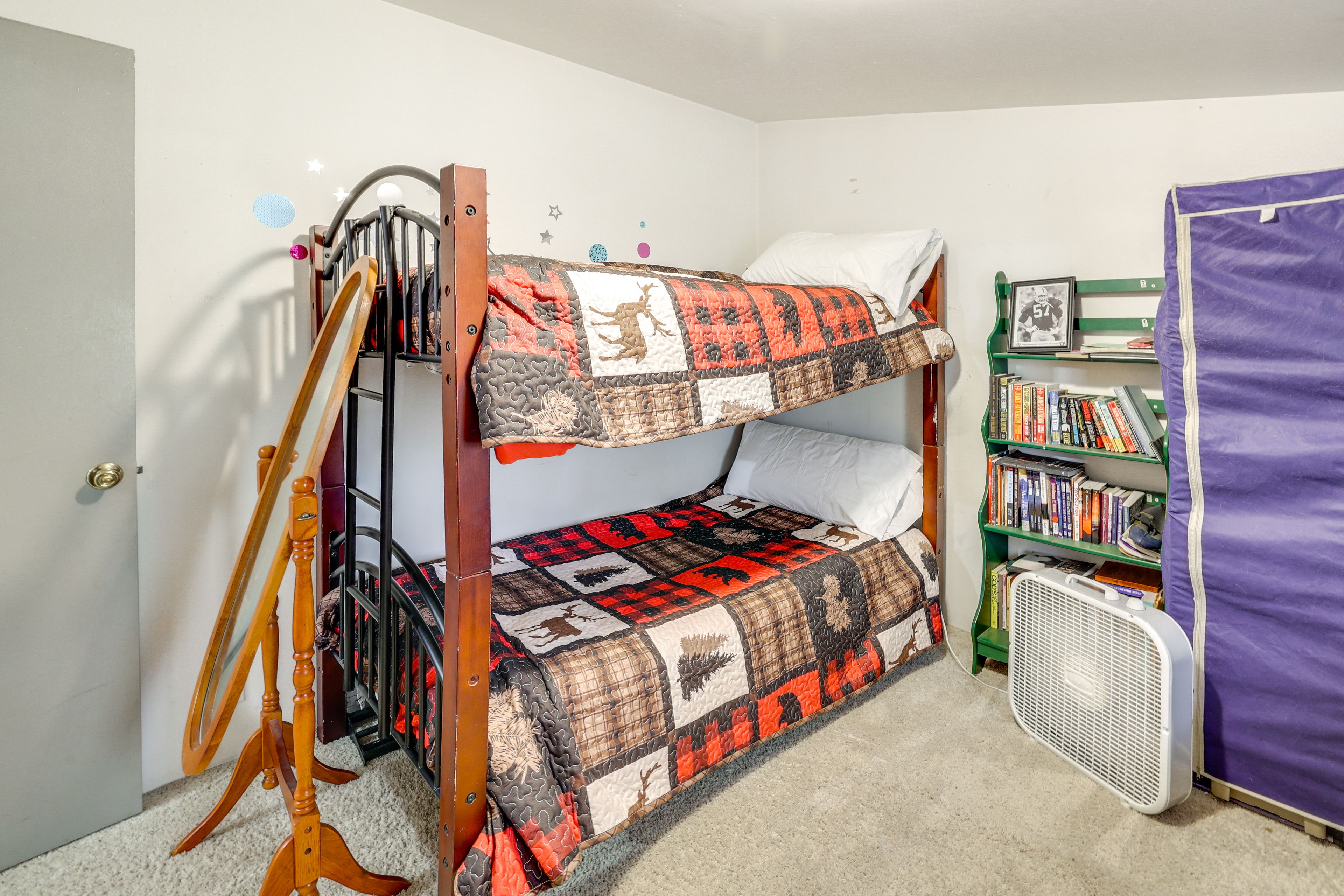 Bedroom 2 | Twin Bunk Bed | Books