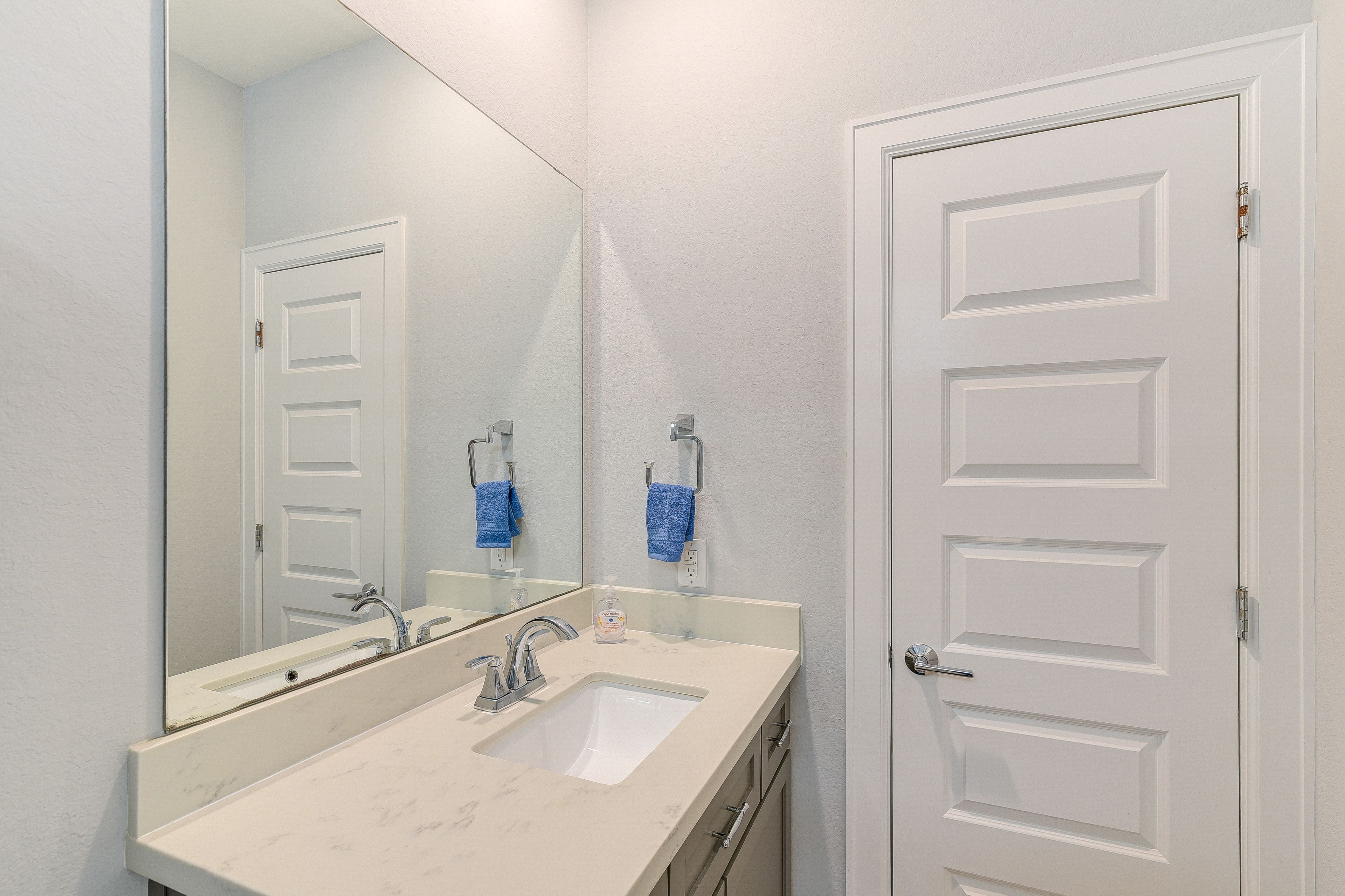 Half Bathroom | 2nd Floor