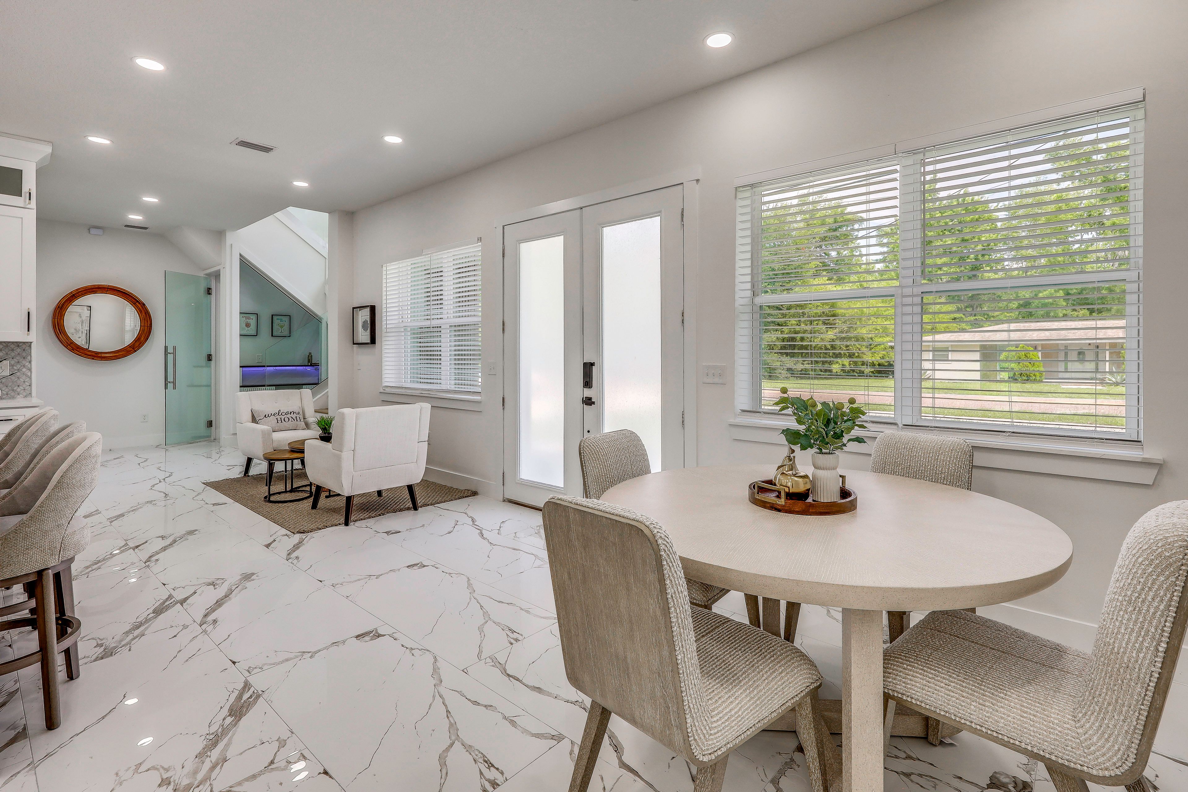 Dining Area | 1st Floor