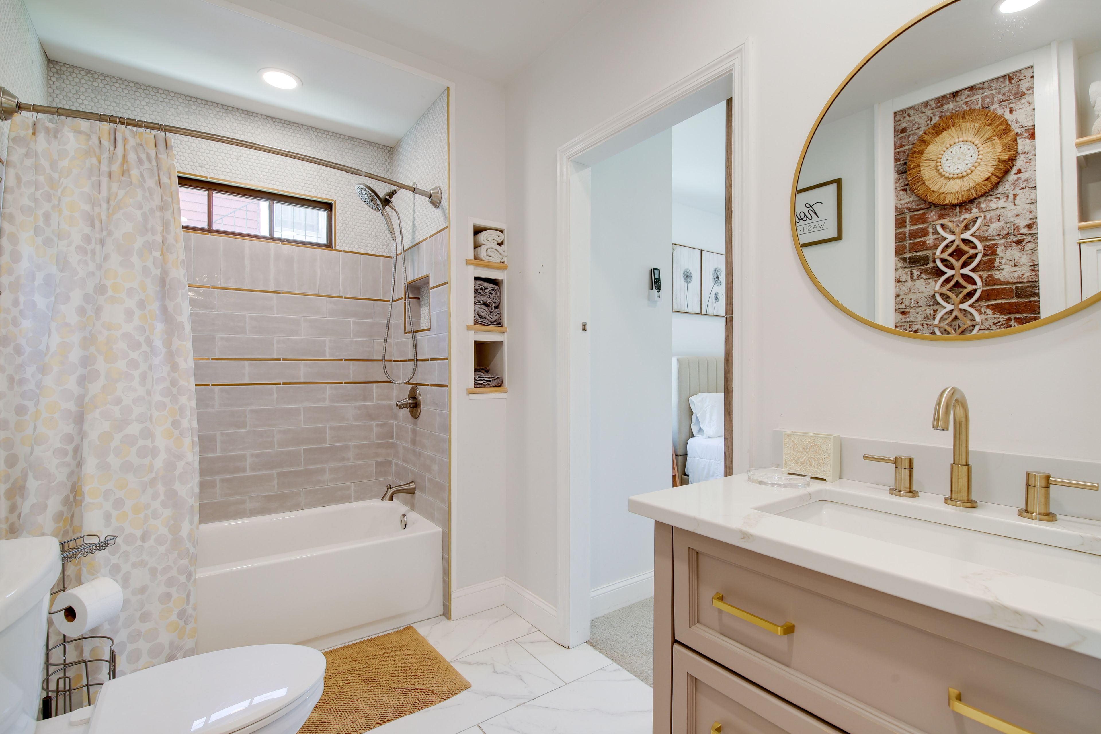 Full Bath