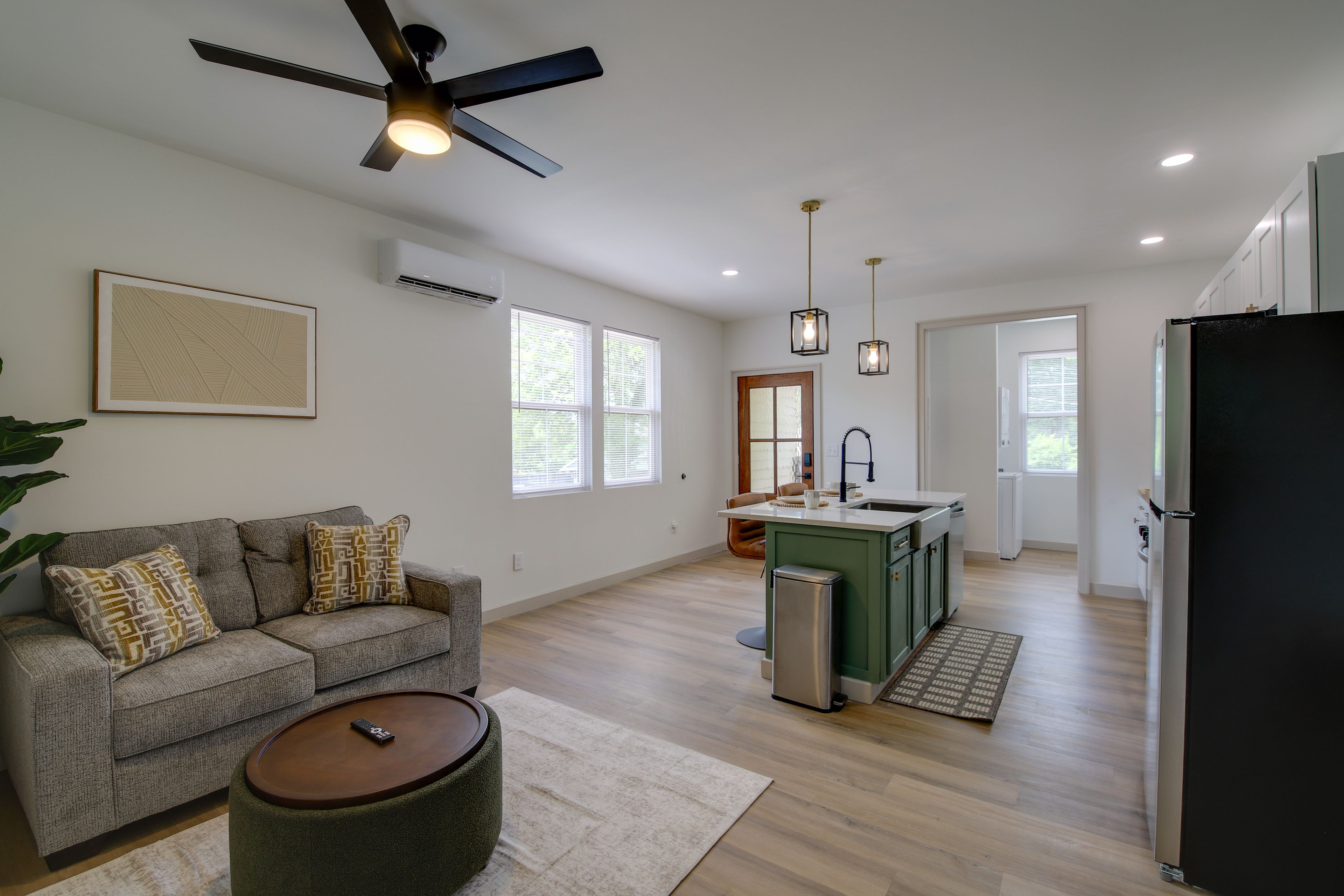 Knoxville Vacation Rental | 1BR | 1BA | 700 Sq Ft