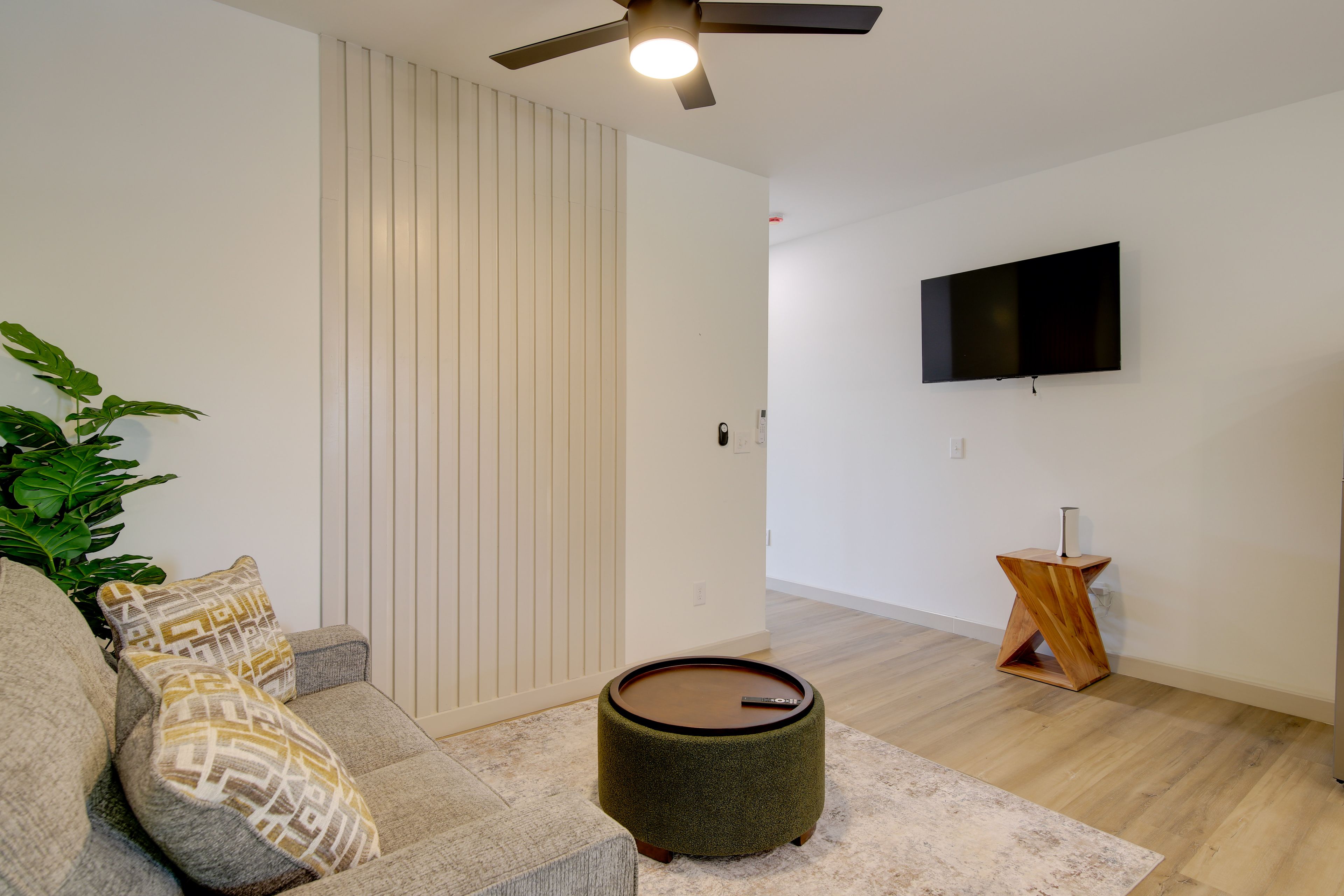 Knoxville Vacation Rental | 1BR | 1BA | 700 Sq Ft