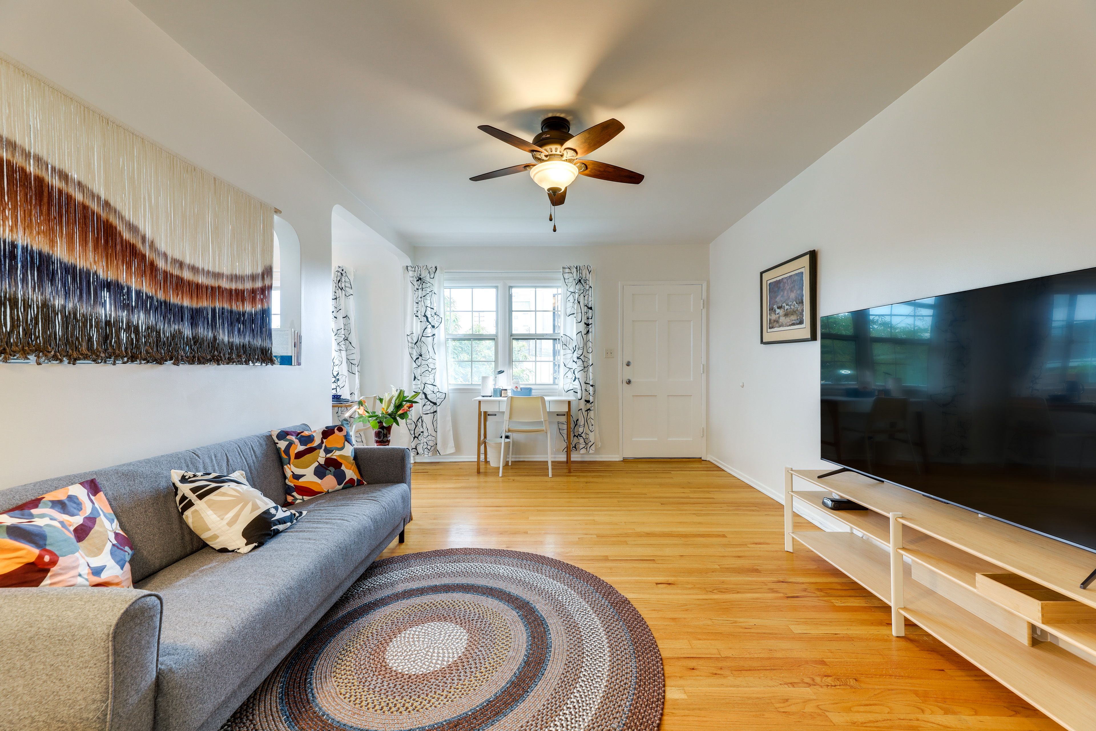 Los Angeles Vacation Rental | 1BR | 1BA | 900 Sq Ft