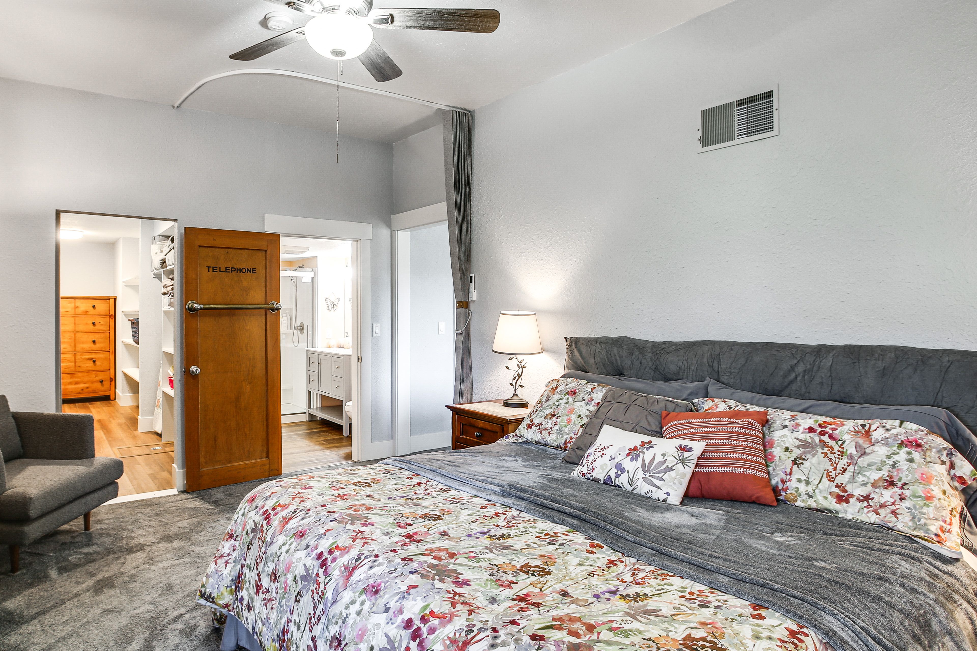 Bedroom 1 | 1st Floor | King Bed