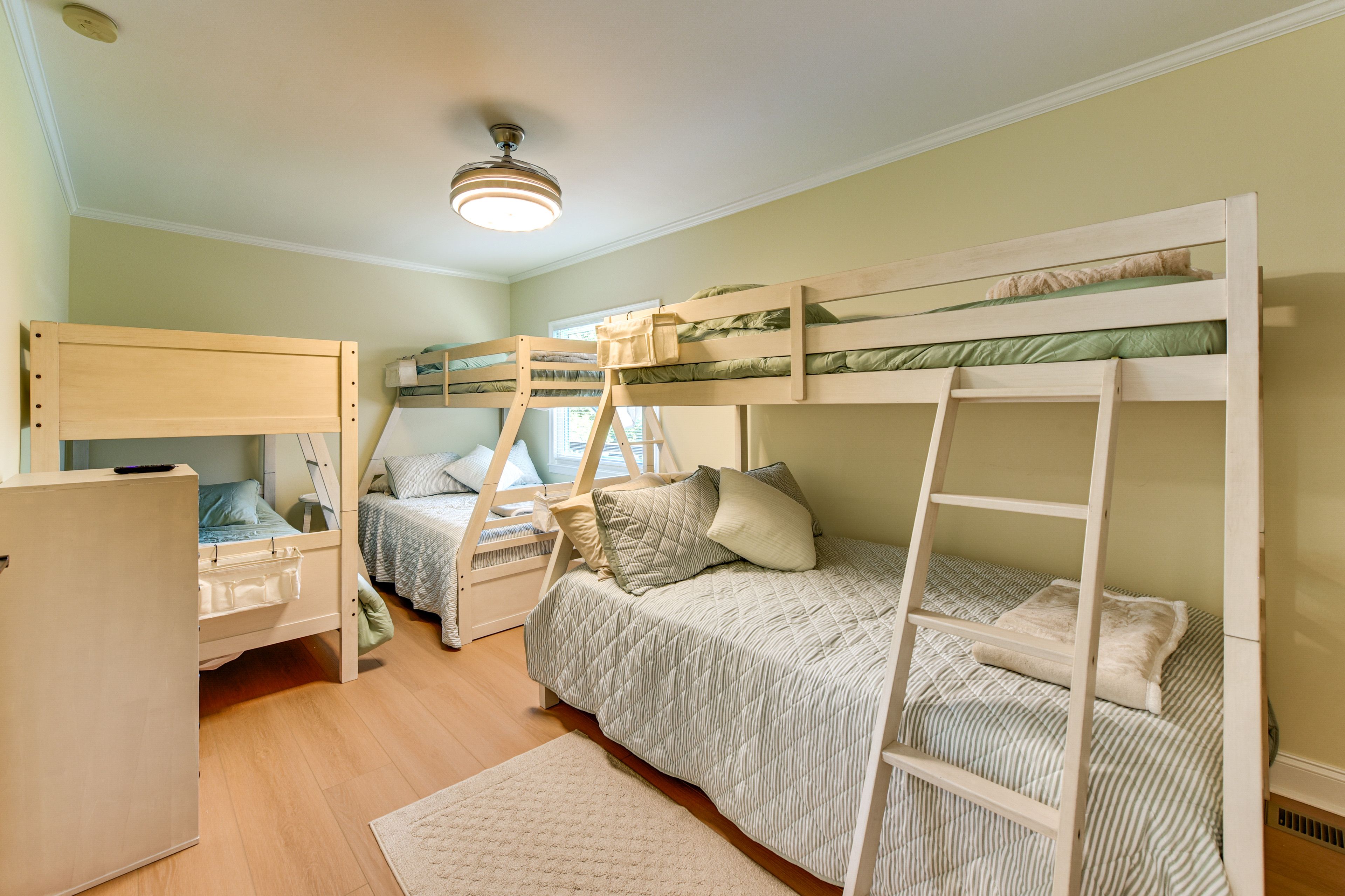 Bedroom 4 | Twin Bunk Bed | 2 Twin/Full Bunk Beds | Main Floor