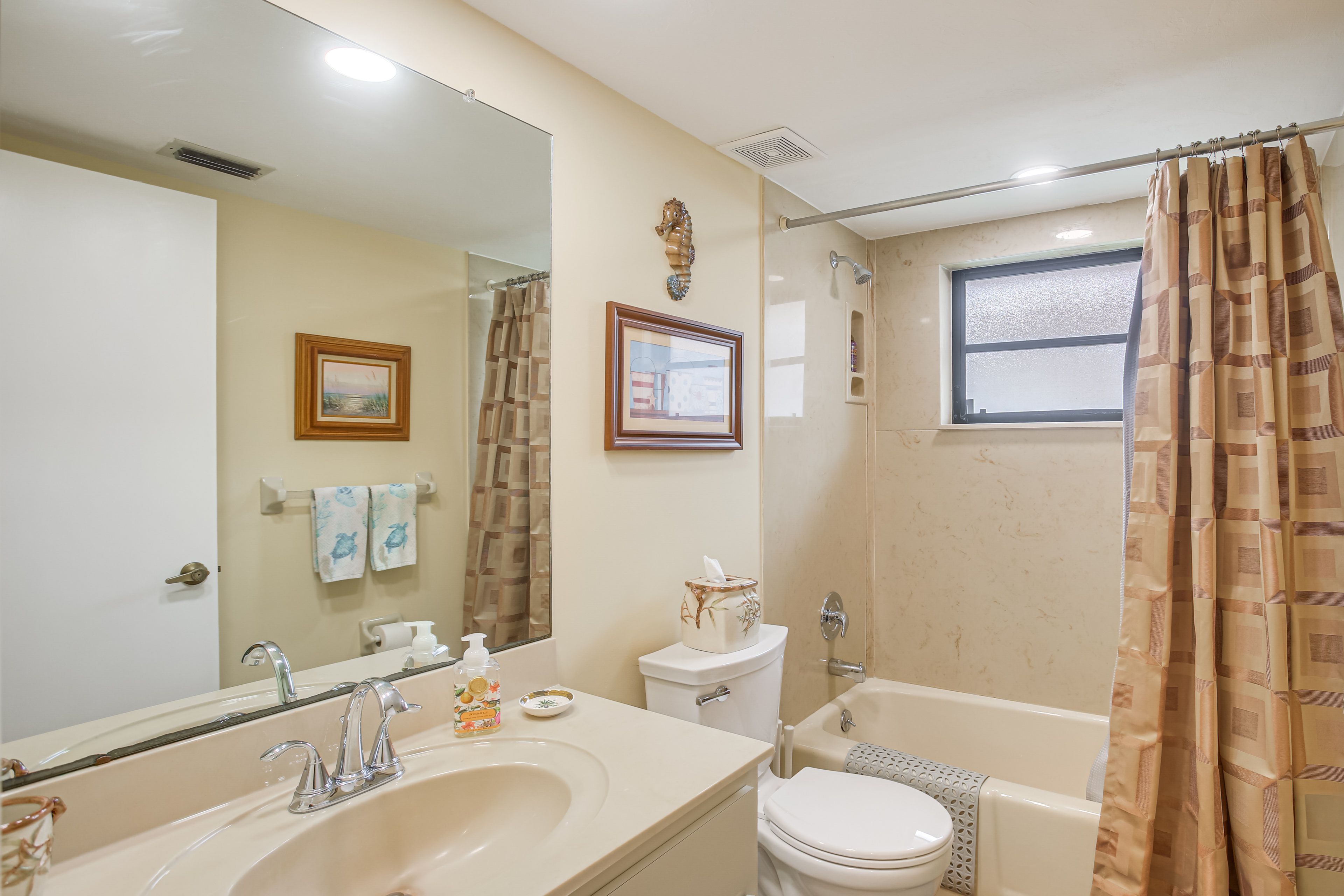 Full Bathroom