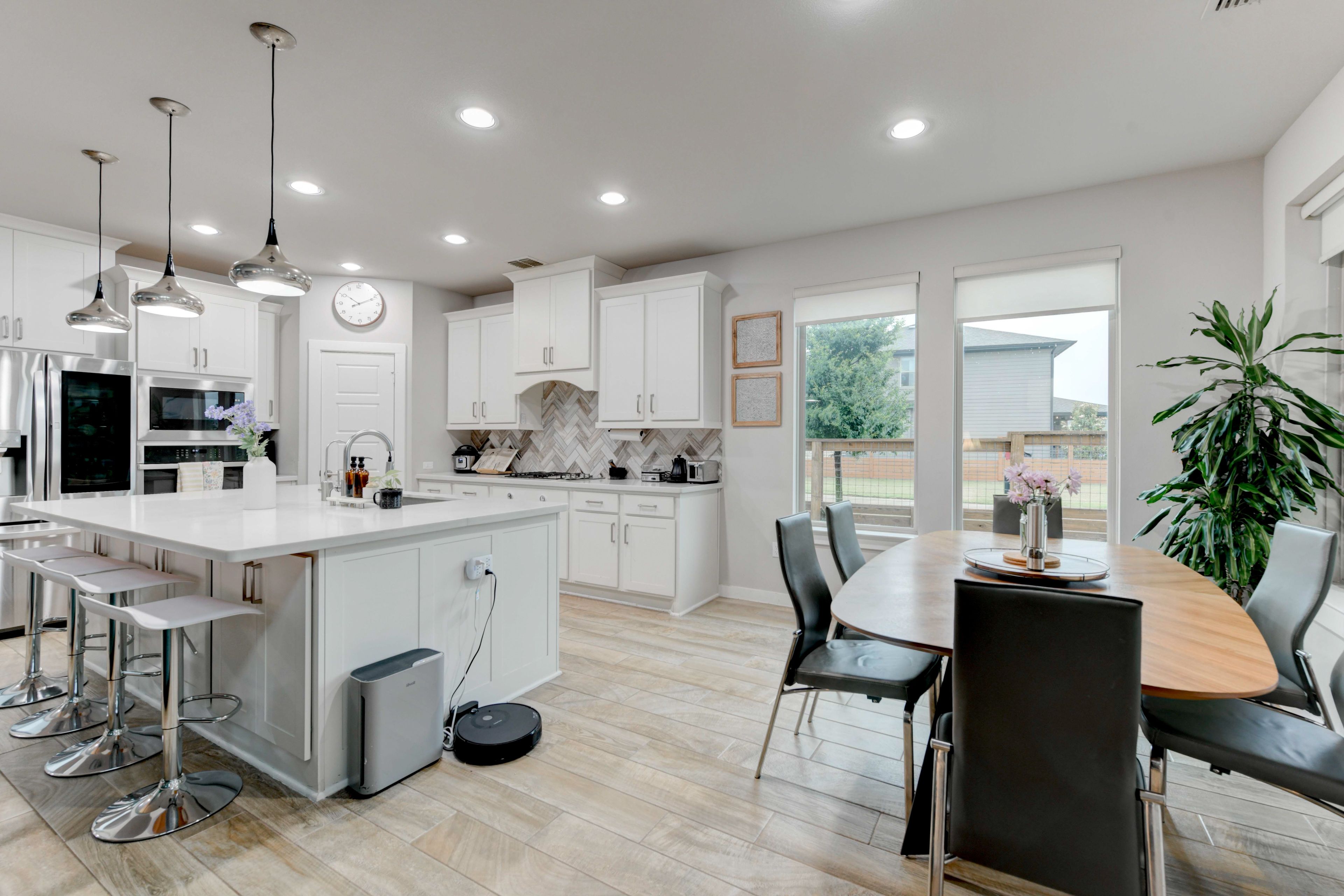 Kitchen | 1st Floor