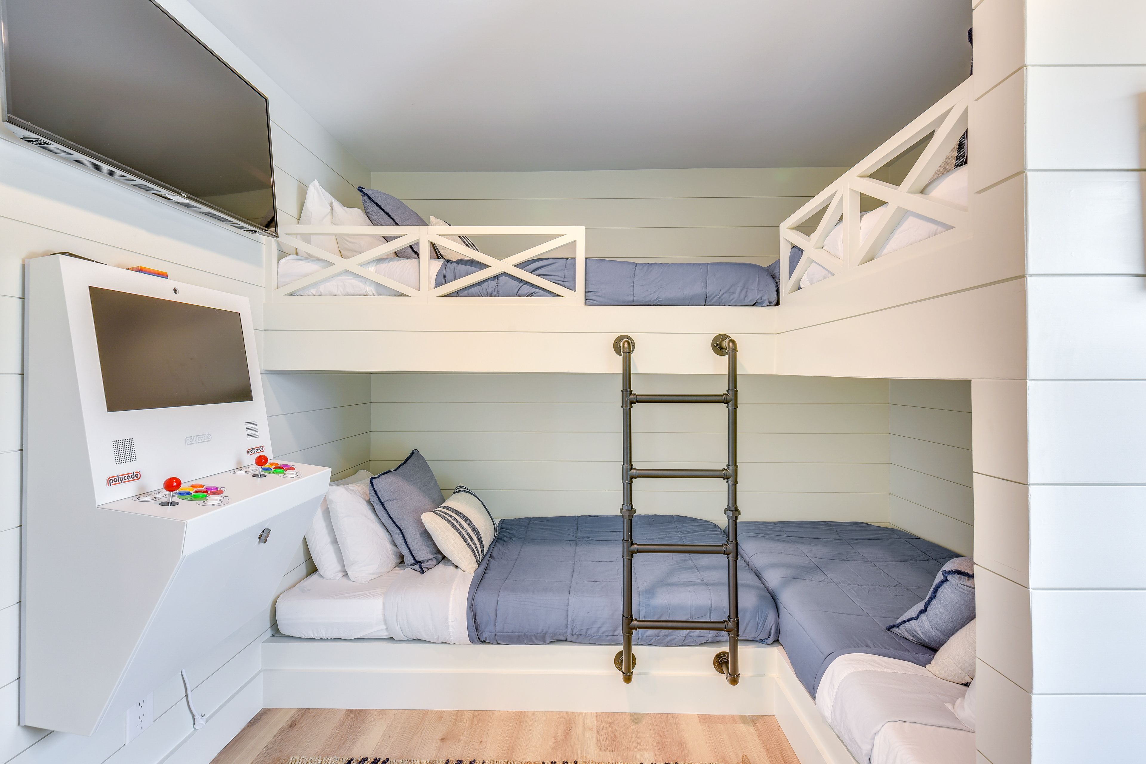 Bedroom 4 | 2 Twin Bunk Beds | 2nd Floor