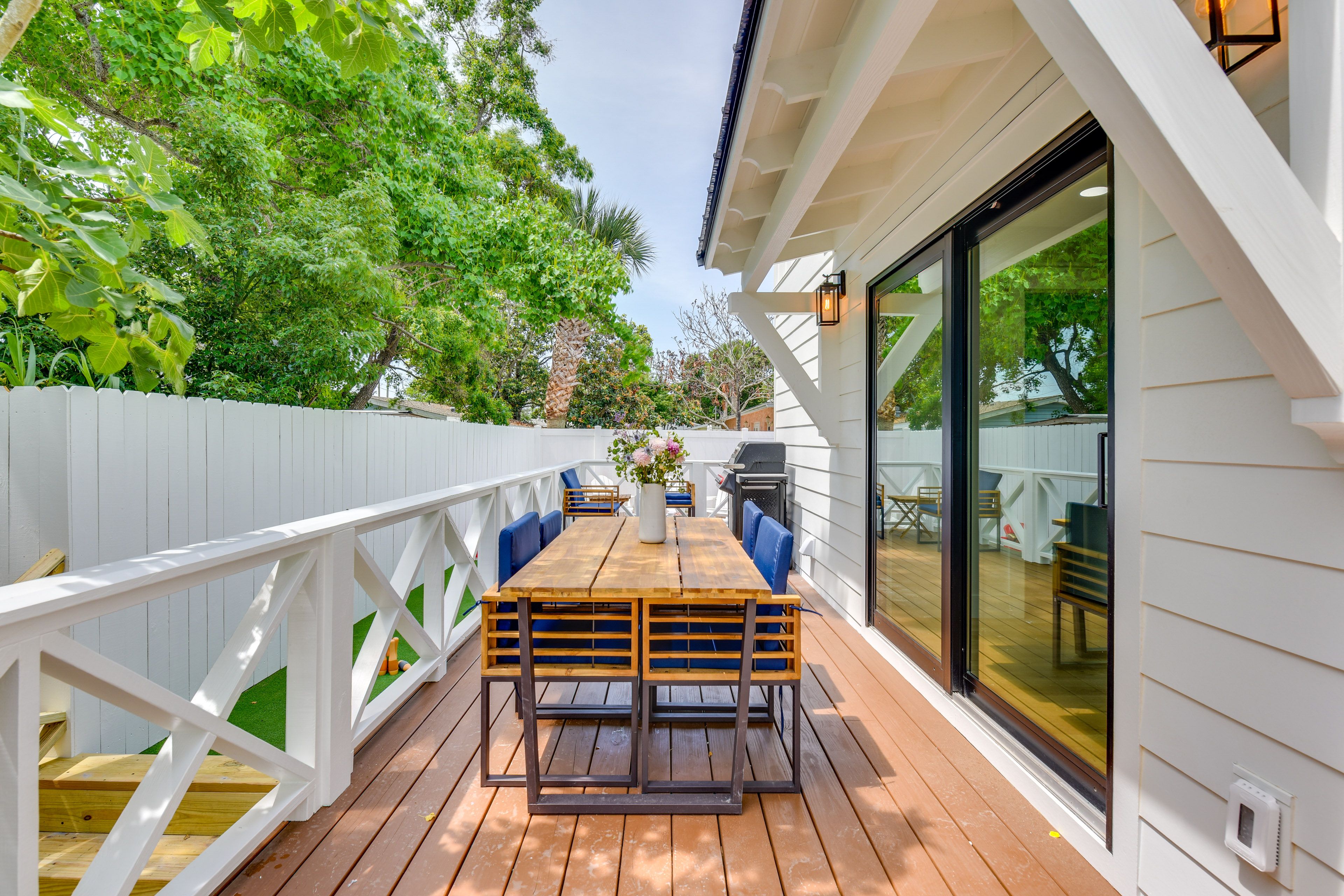 Fenced Yard | Furnished Deck
