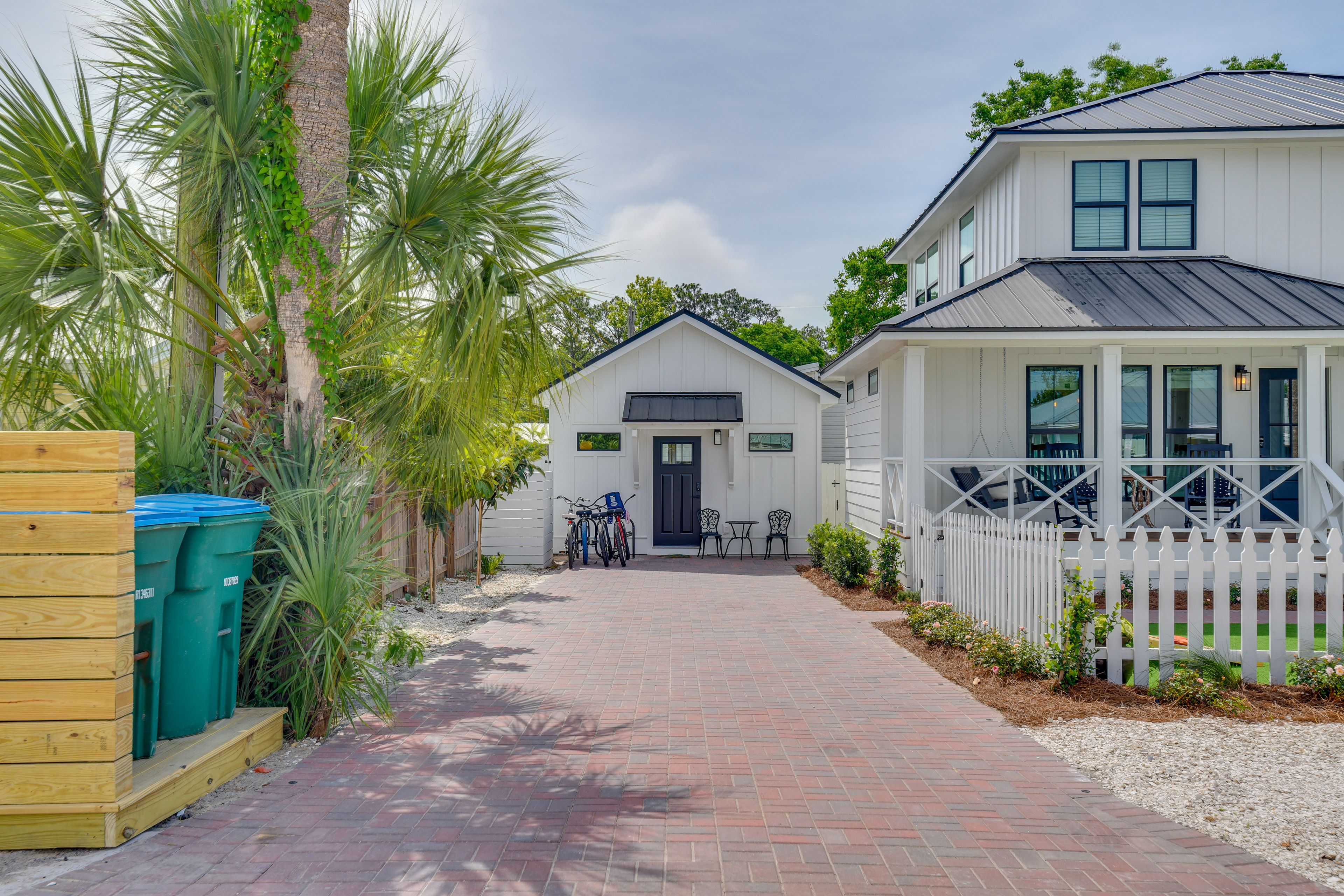 Detached Studio Exterior | Driveway (2 Vehicles)