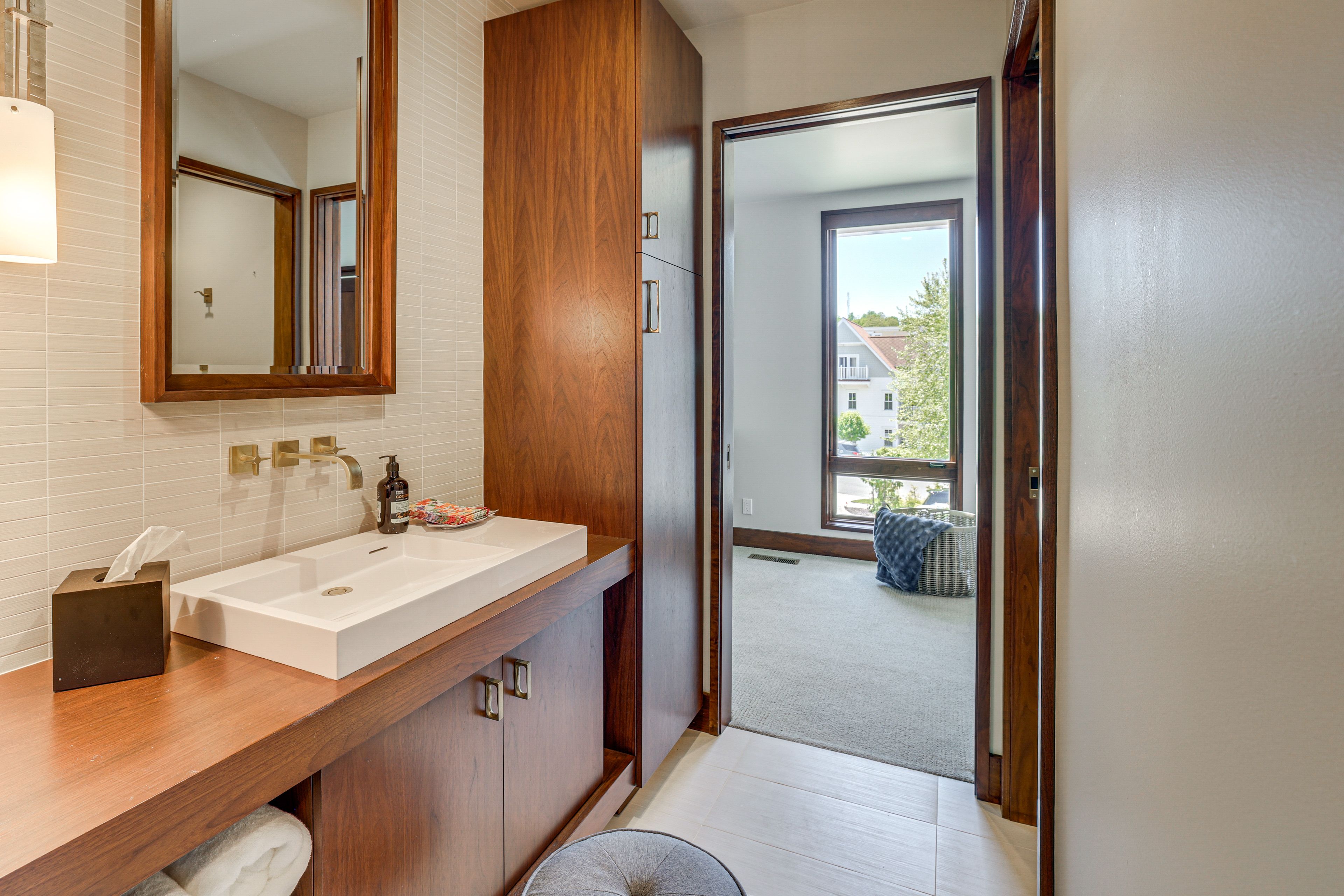 Full Bath