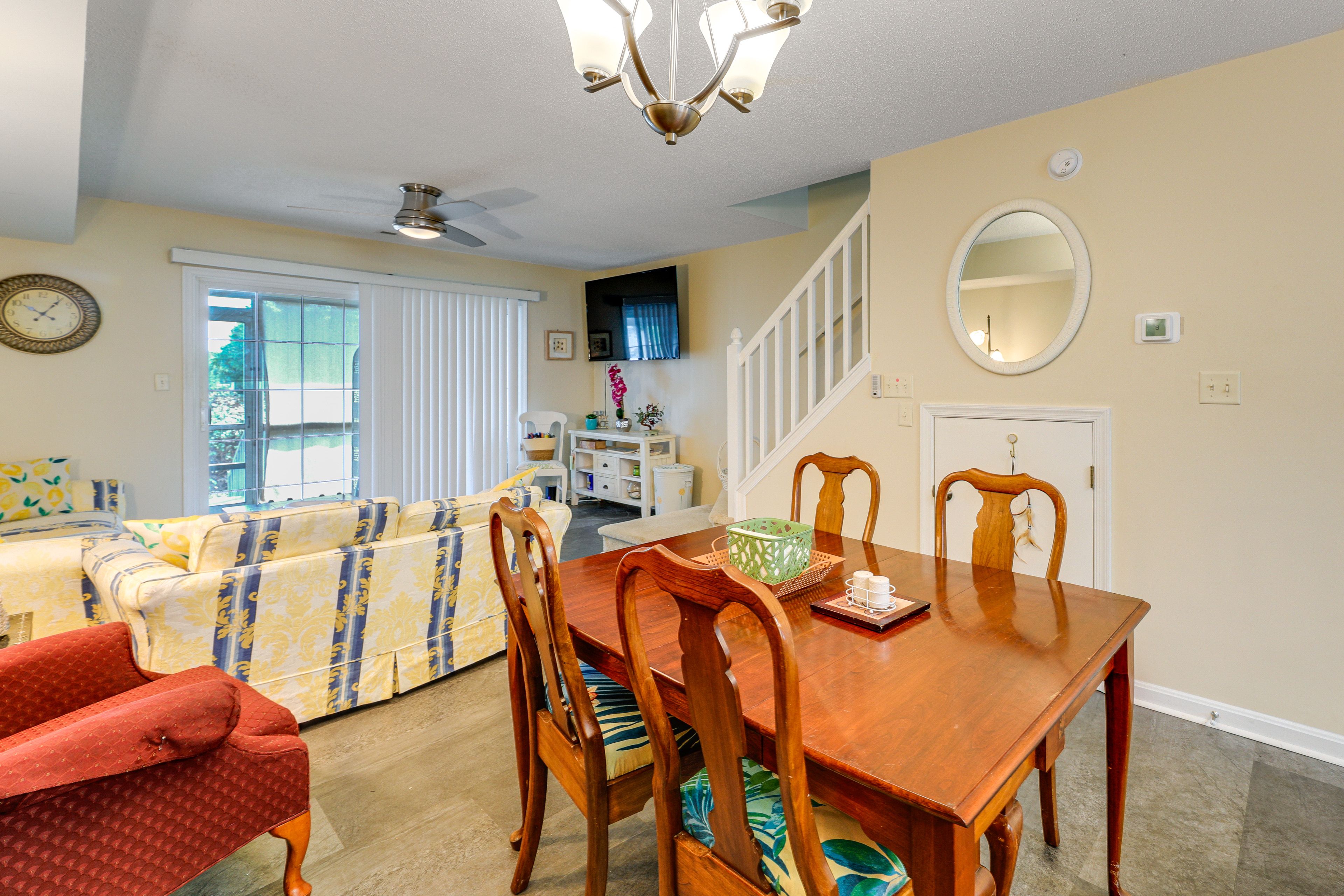 Dining Table | 1st Floor