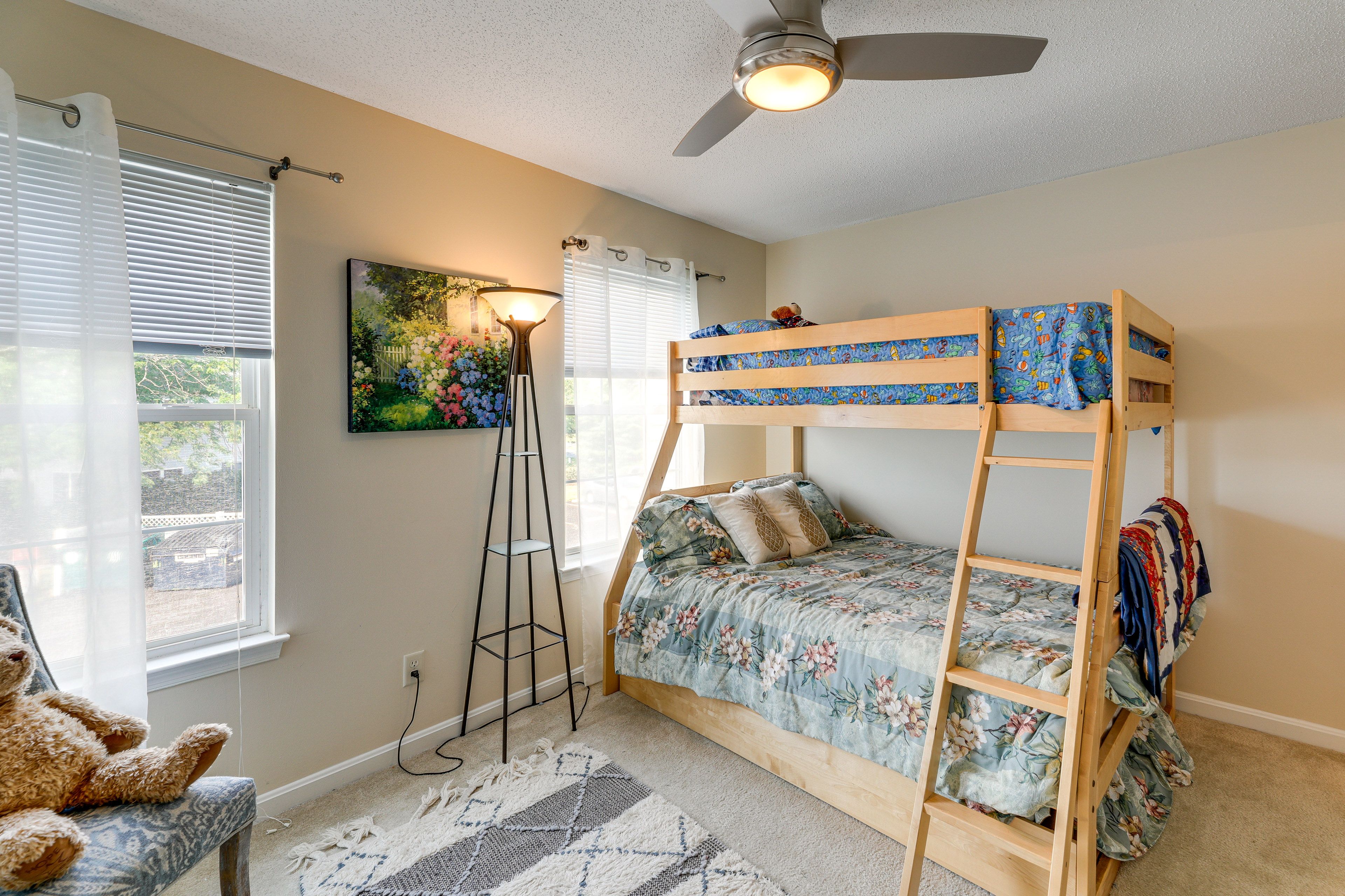 Bedroom 2 | Twin/Full Bunk Bed | 2nd Floor