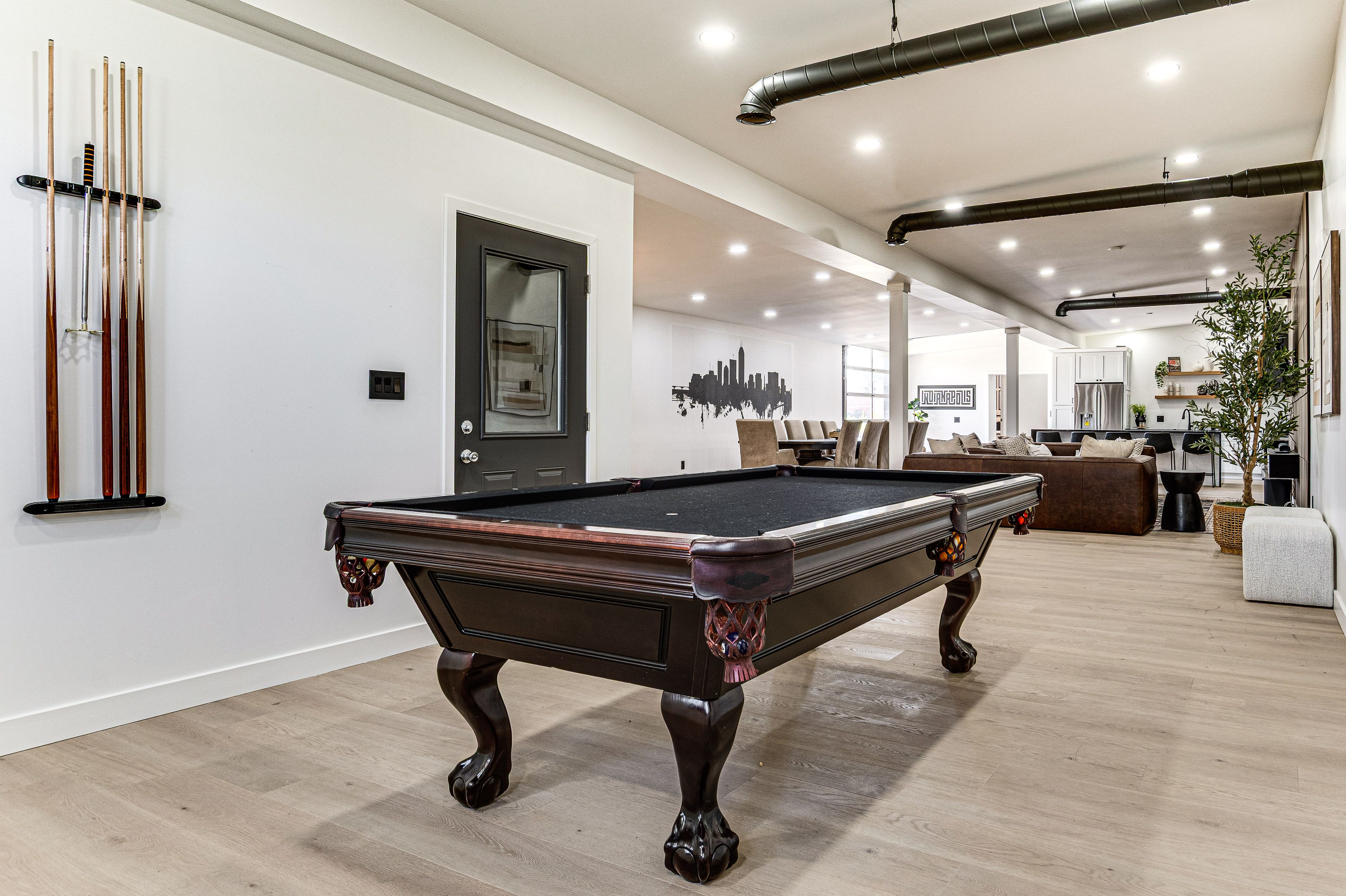 Pool Table & Arcade Game