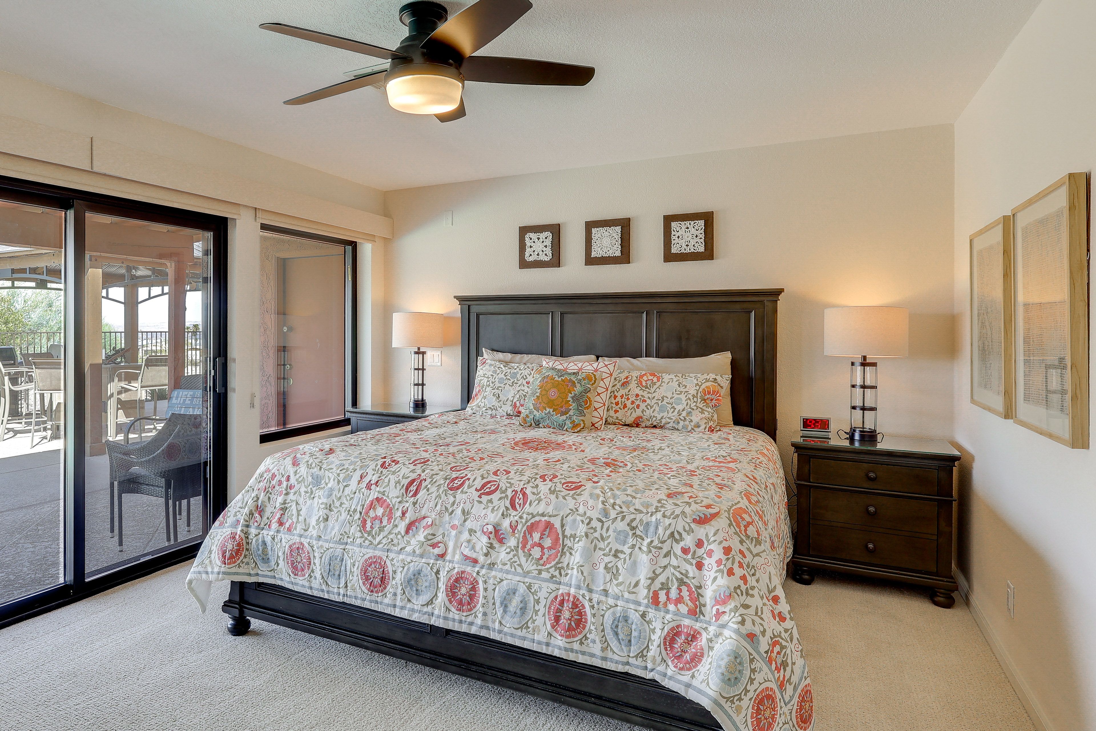Bedroom 1 | King Bed