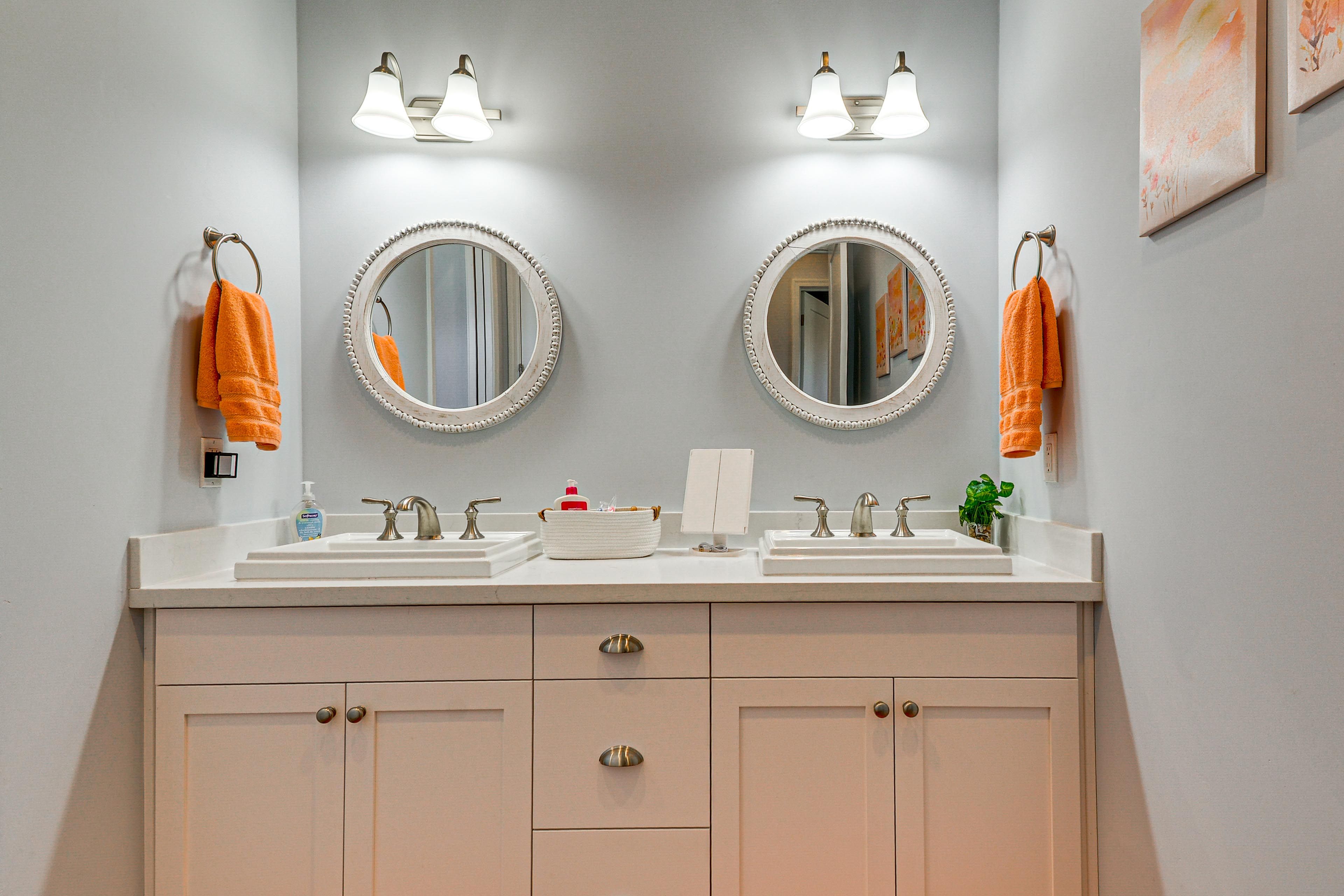 Bathroom | Bathtub/Shower