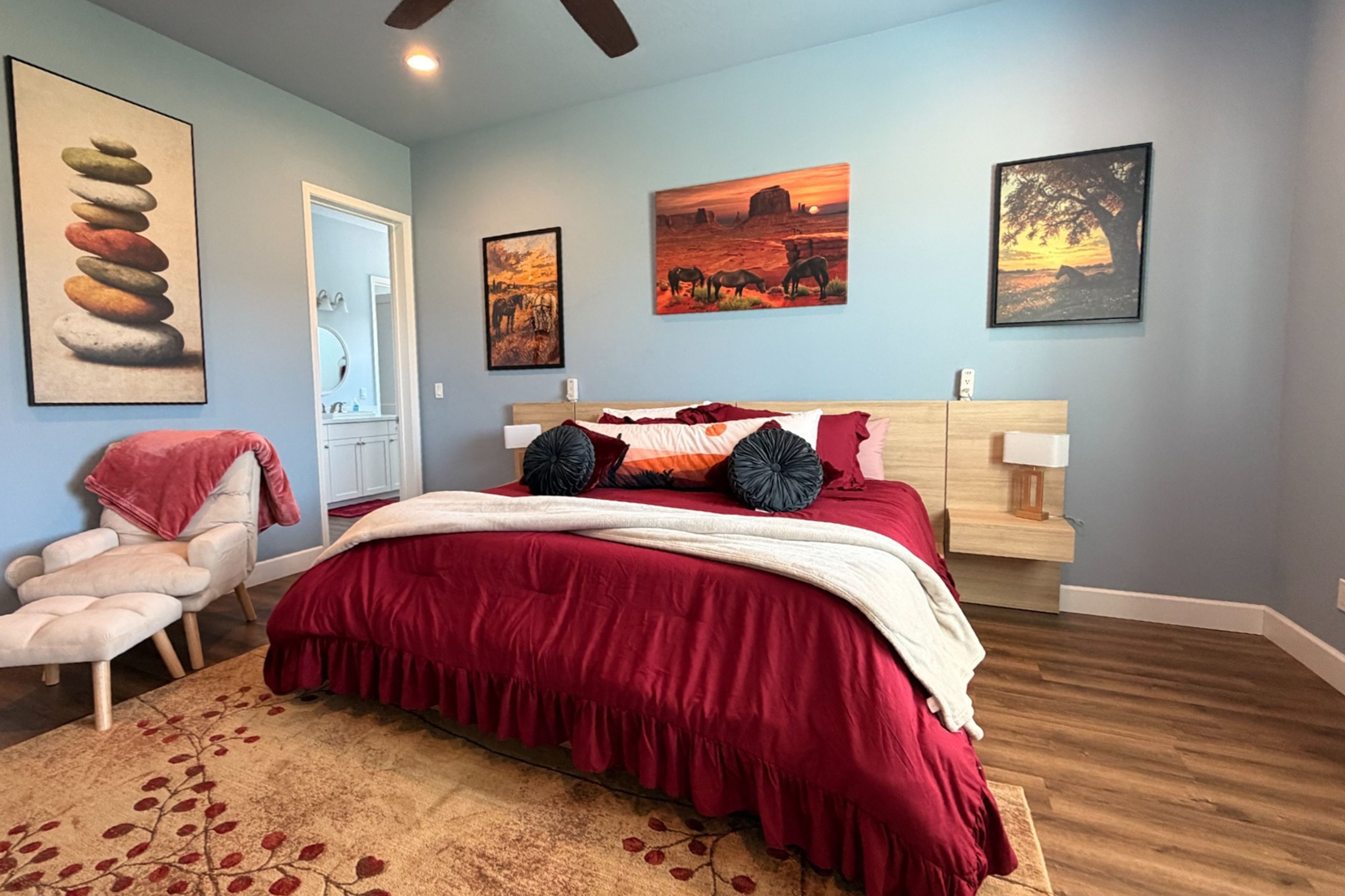 Bedroom 1 | King Bed | Smart TV