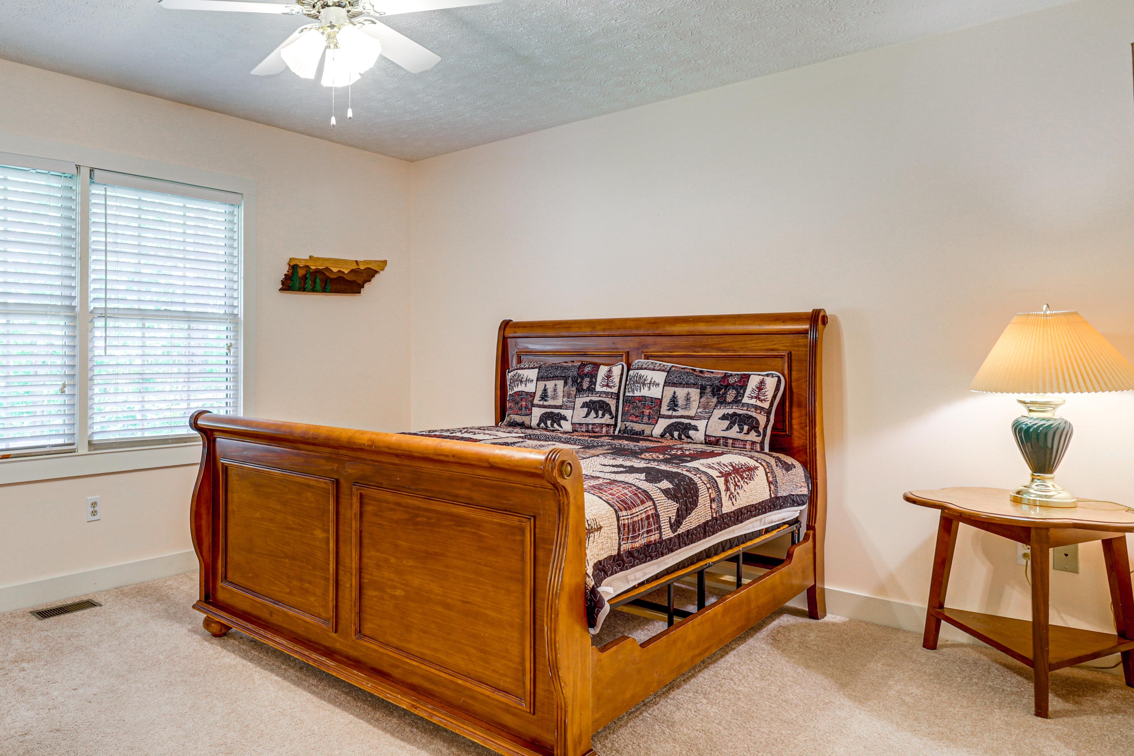 Bedroom 4 | Queen Bed | Main Level