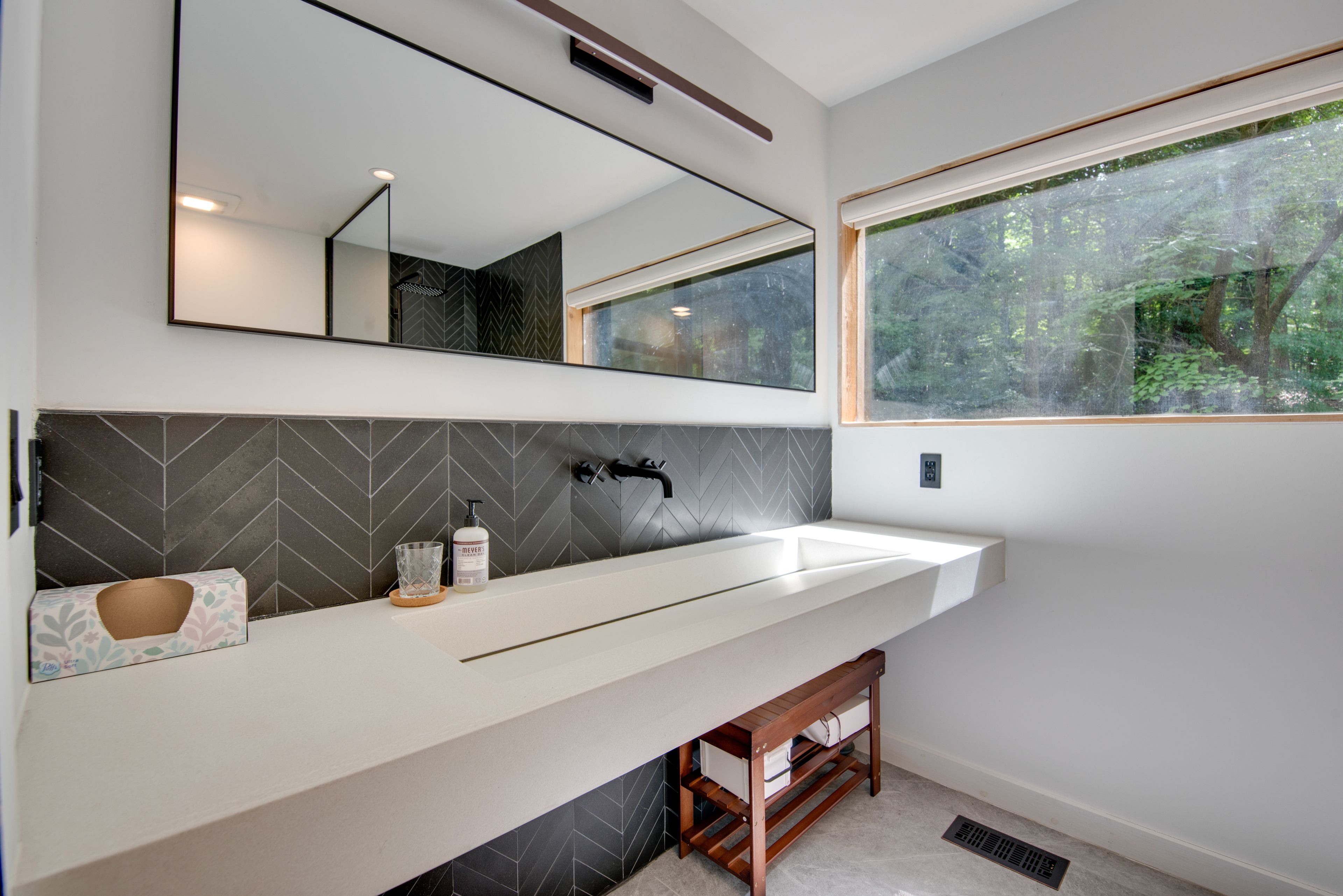 Bathroom | Shower